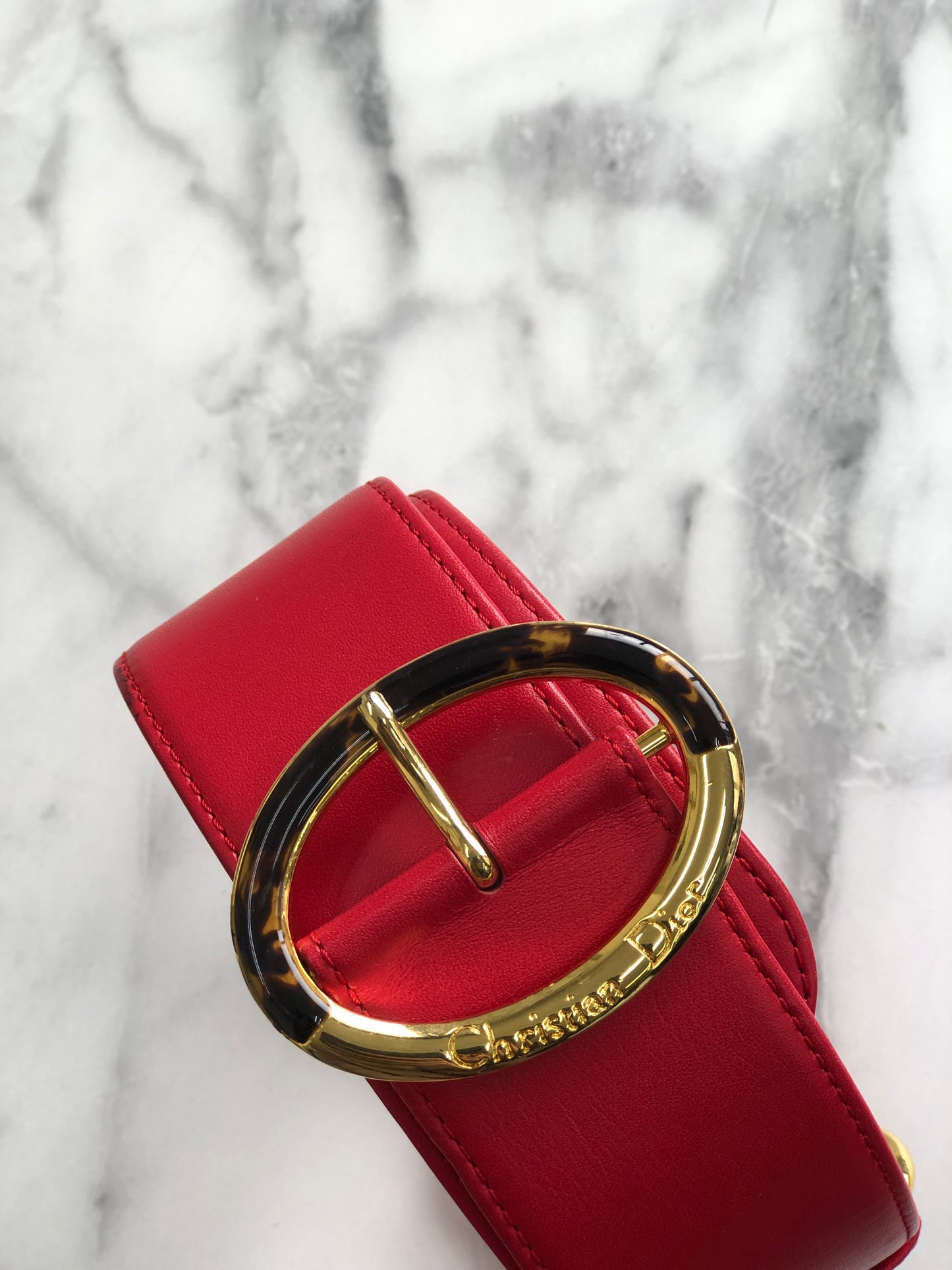 Christian Dioreh Oval Tortoiseshell Belt Red eh34eg