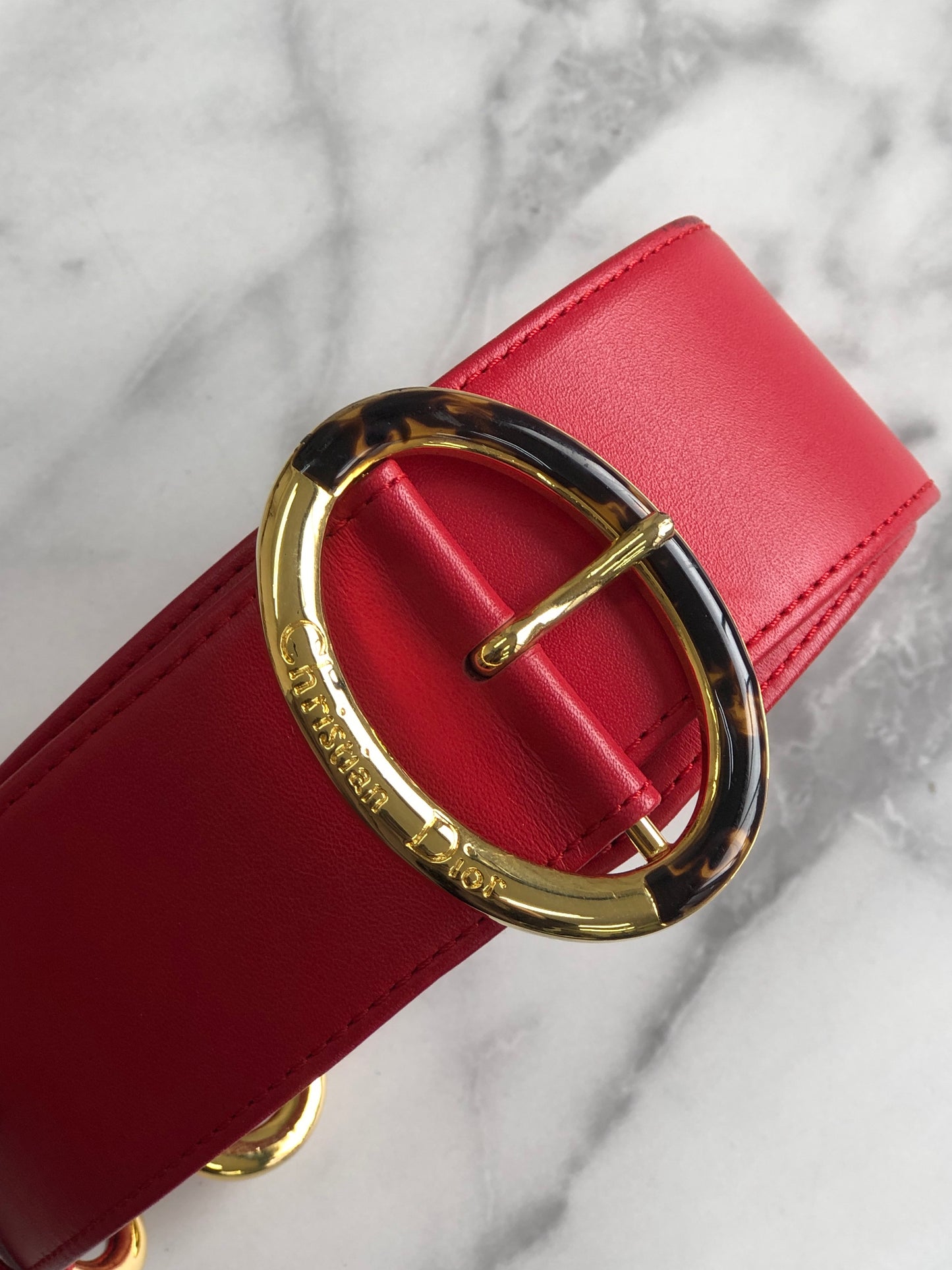 Christian Dioreh Oval Tortoiseshell Belt Red eh34eg