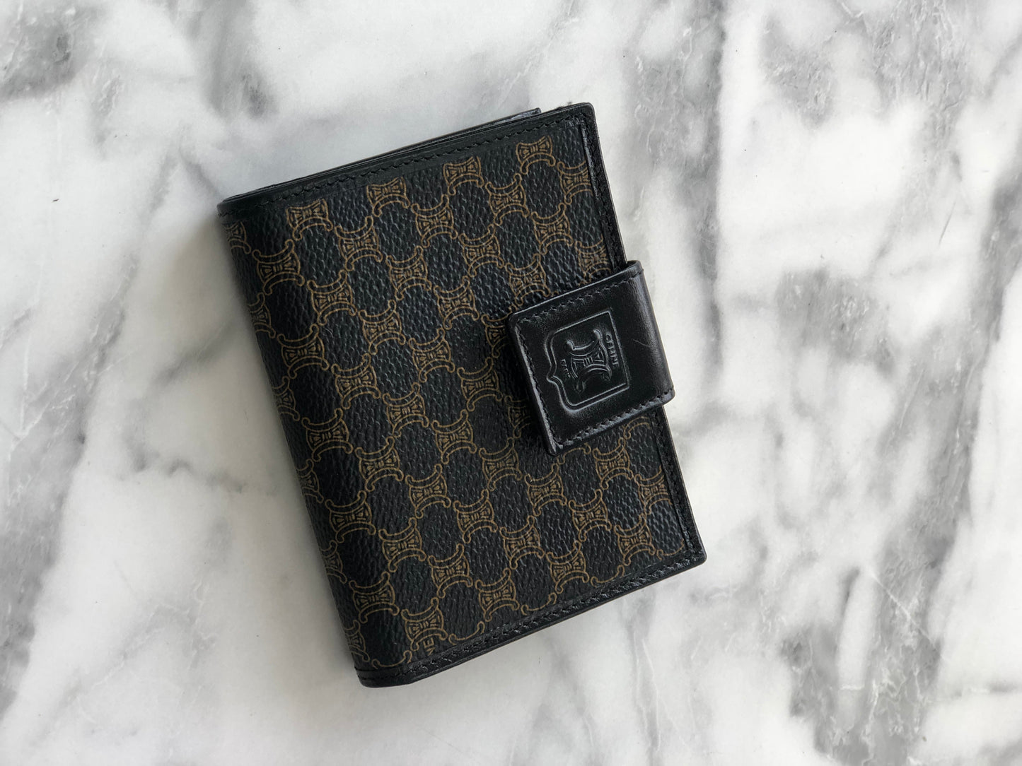 CELINE Wallet Macadam Blason Black ggcuyr