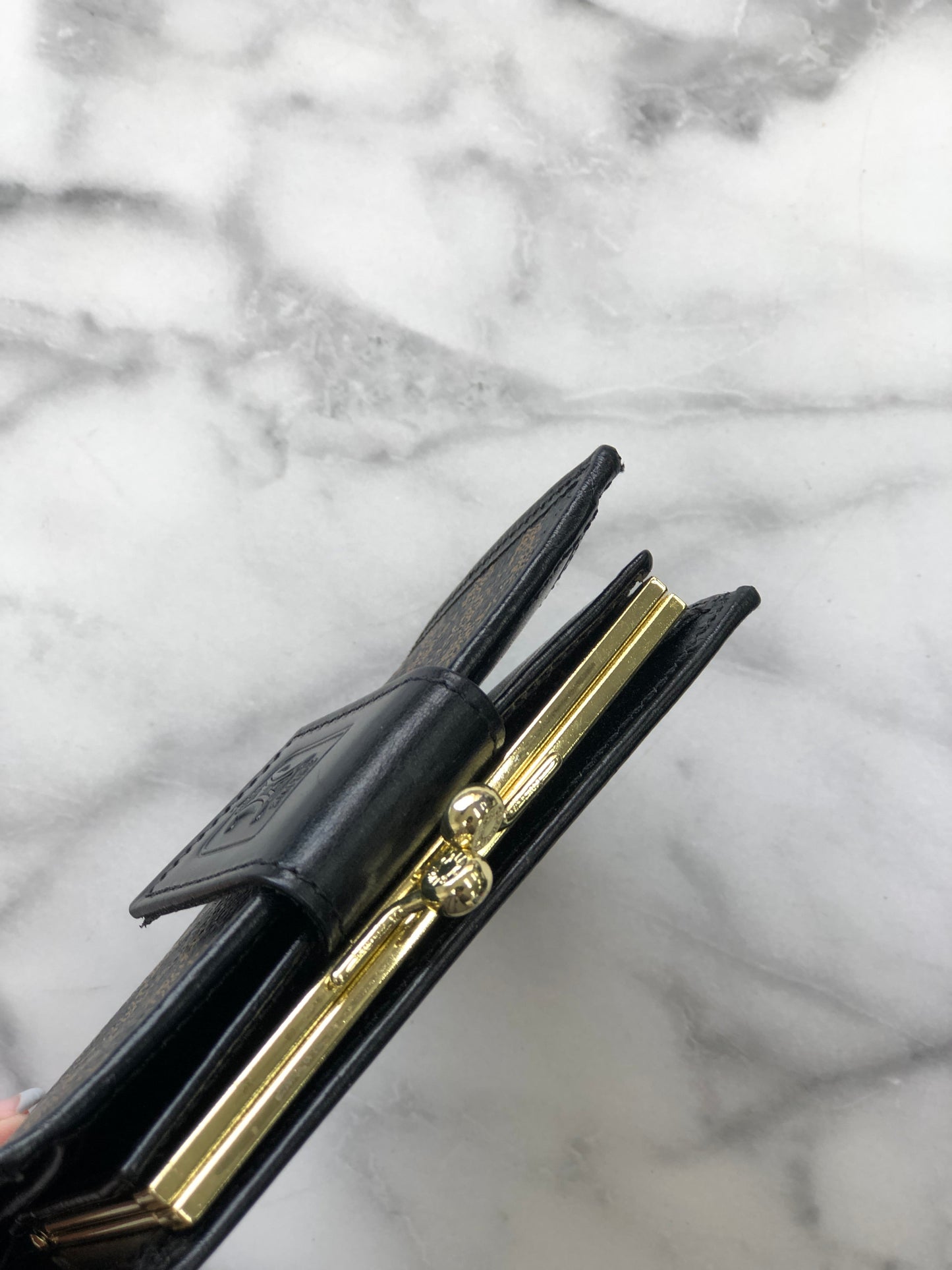 CELINE Wallet Macadam Blason Black ggcuyr