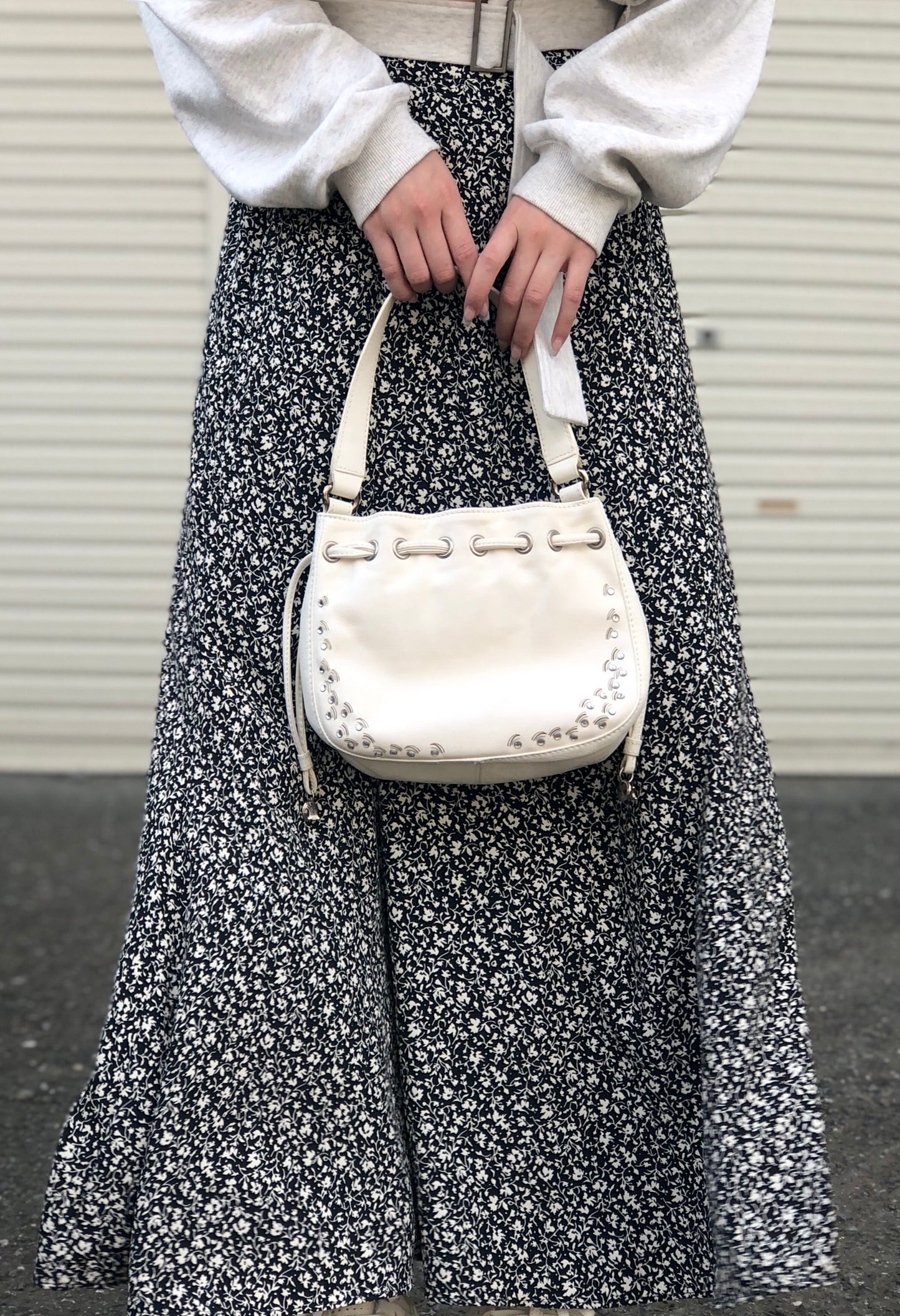 CELINE Blason Triomphe Stone Drawstring Handbag White Vintage Old Celine b4mvfc