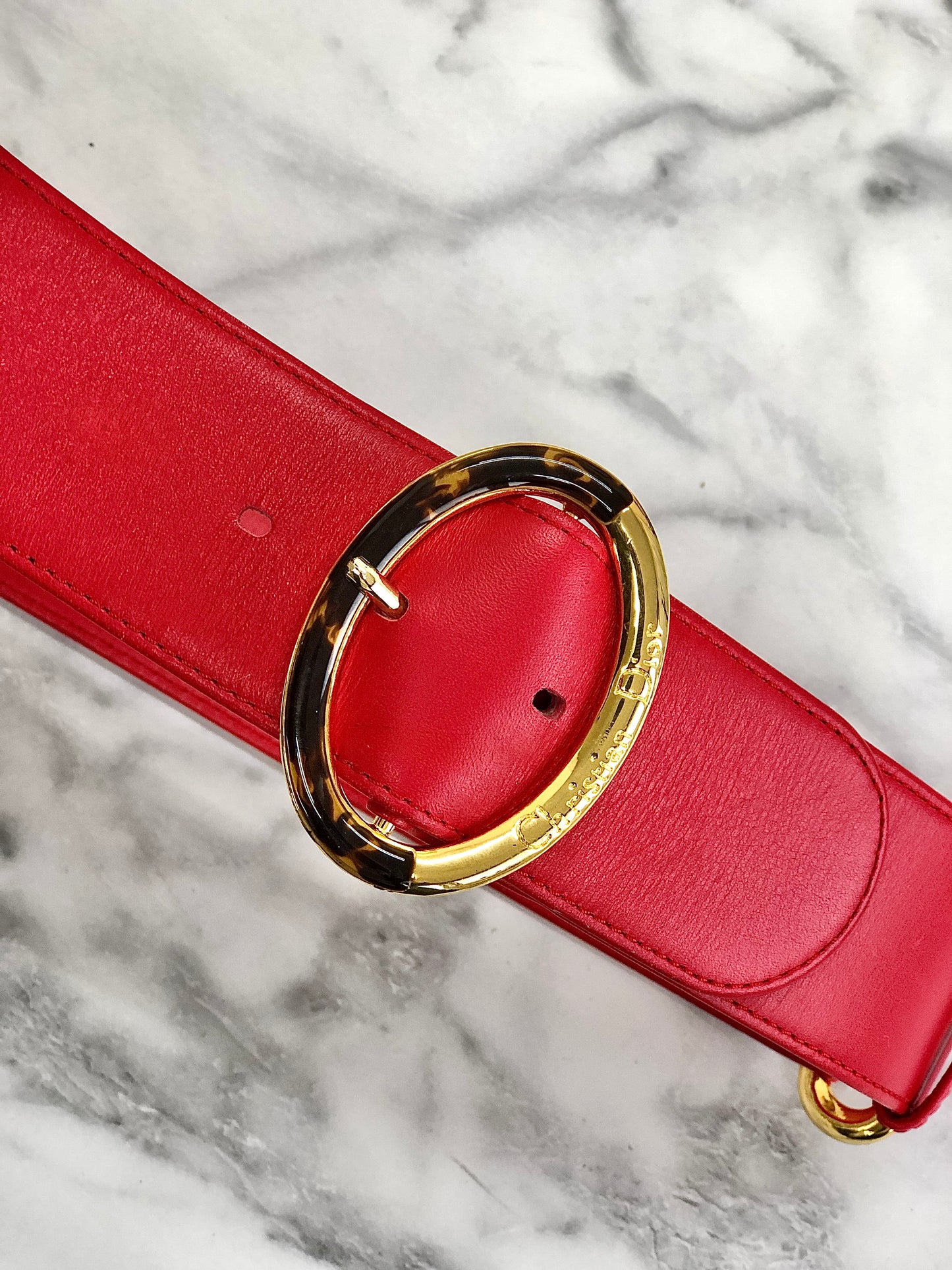 Christian Dioreh Oval Tortoiseshell Belt Red eh34eg