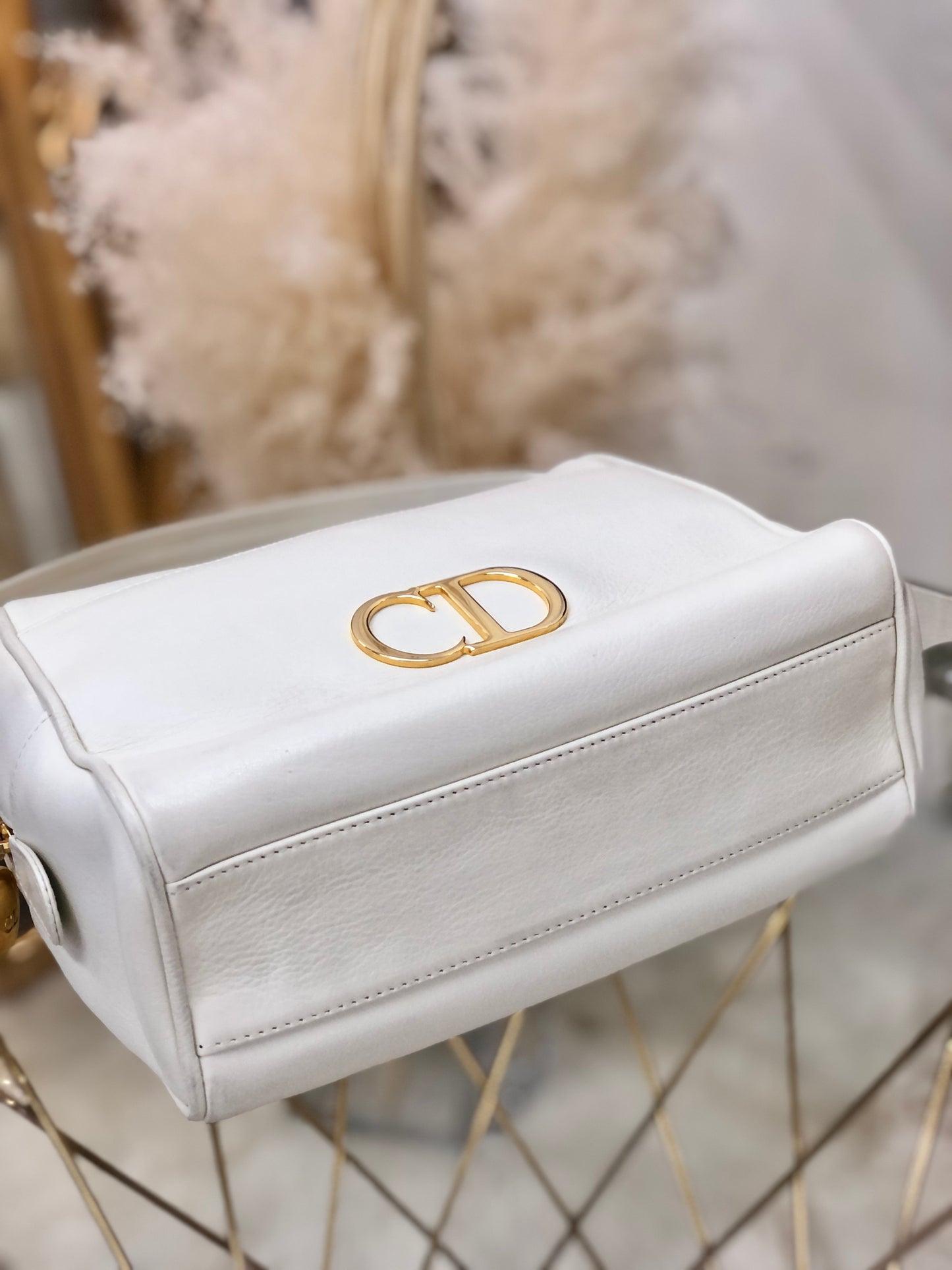 Christian Dior CD logo Leather handbag White Vintage jnzf2z