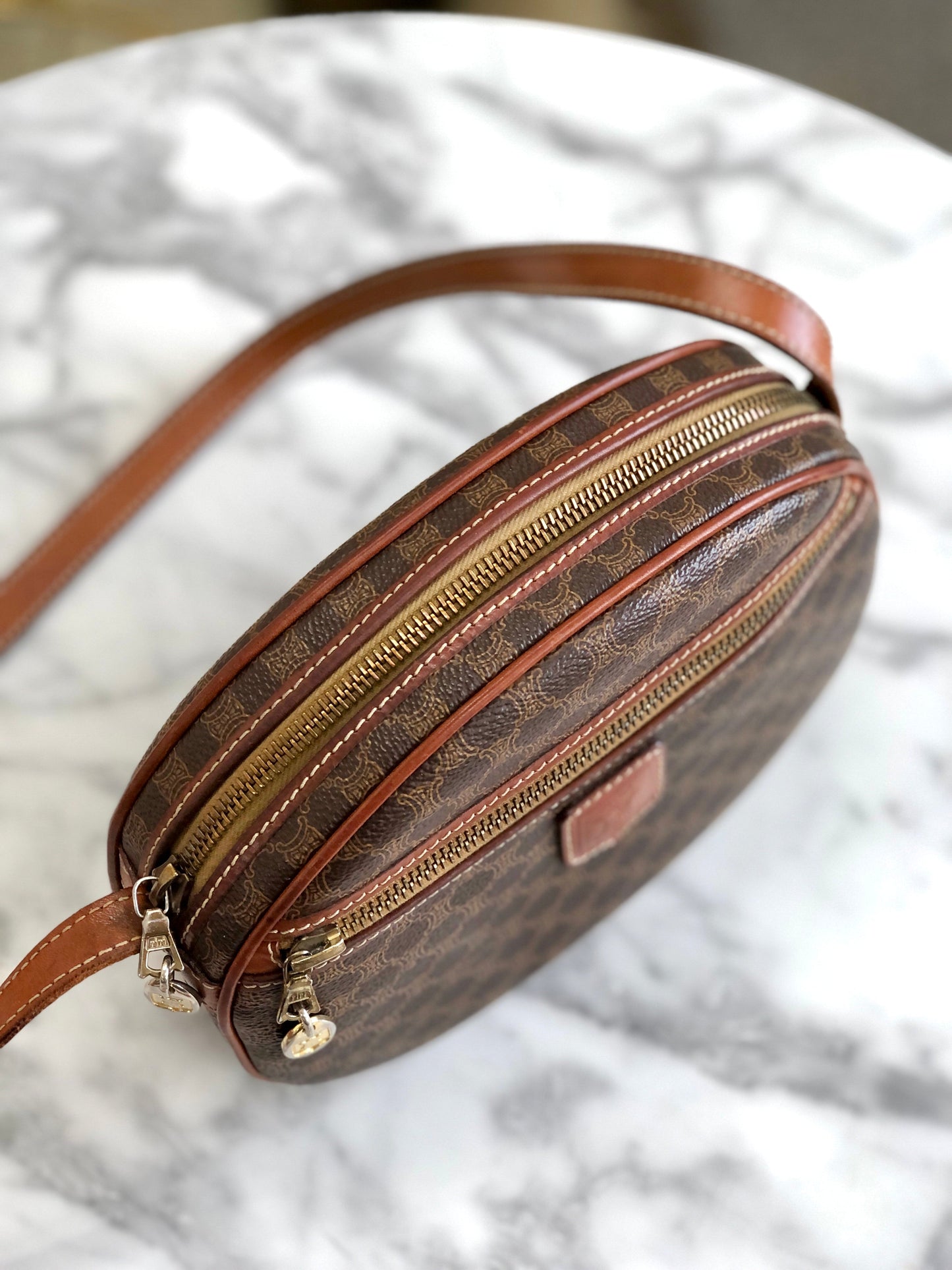 CELINE Macadam Blason Round Shoulderbag Brown Vintage Old celine tf7mng
