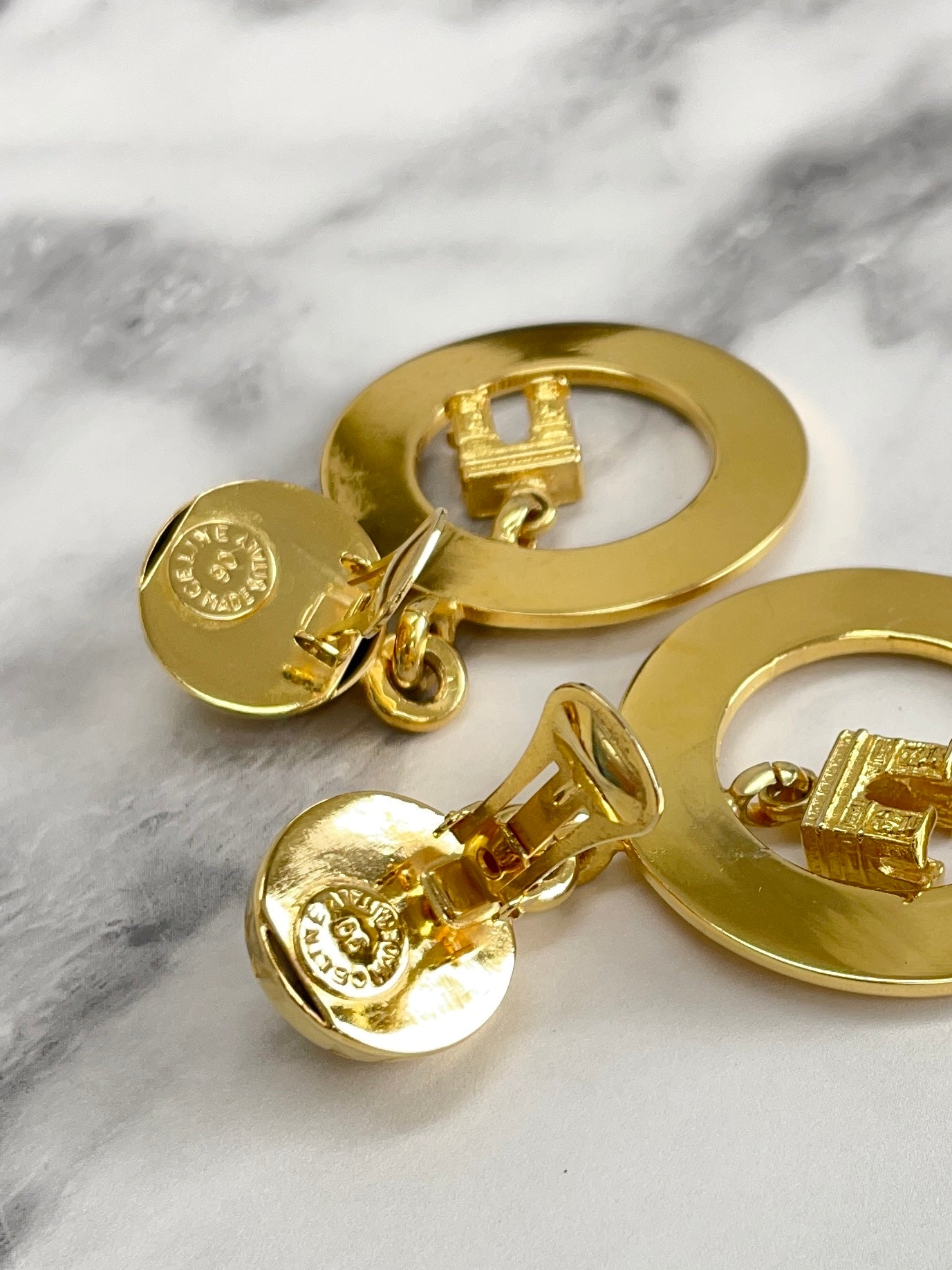 CELINE Starball Logo Circle Arc de Triomphe earring 5z8565