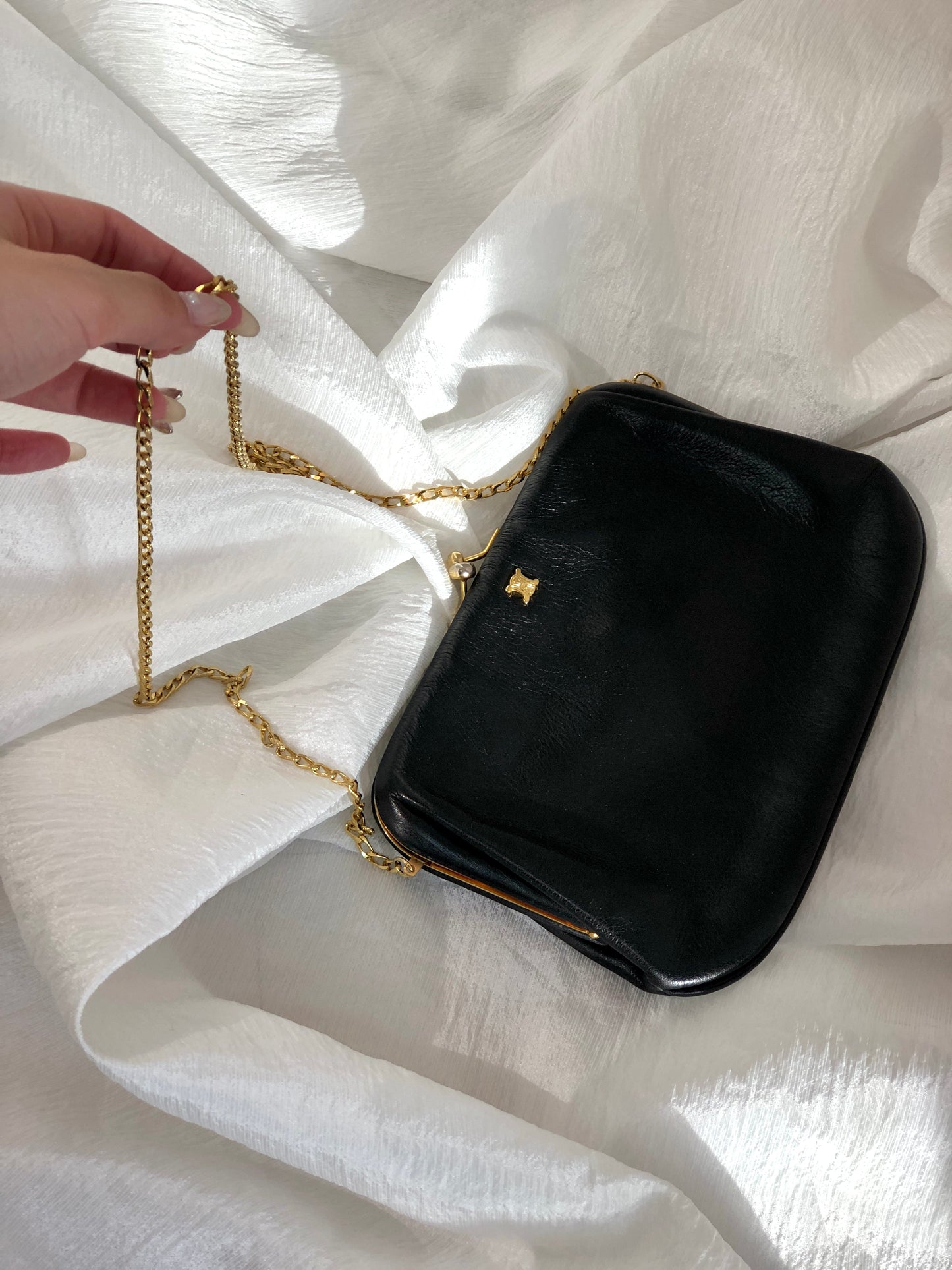 CELINE Shoulder bag Triomphe Clasp Black vintage Old Celine v4ach7