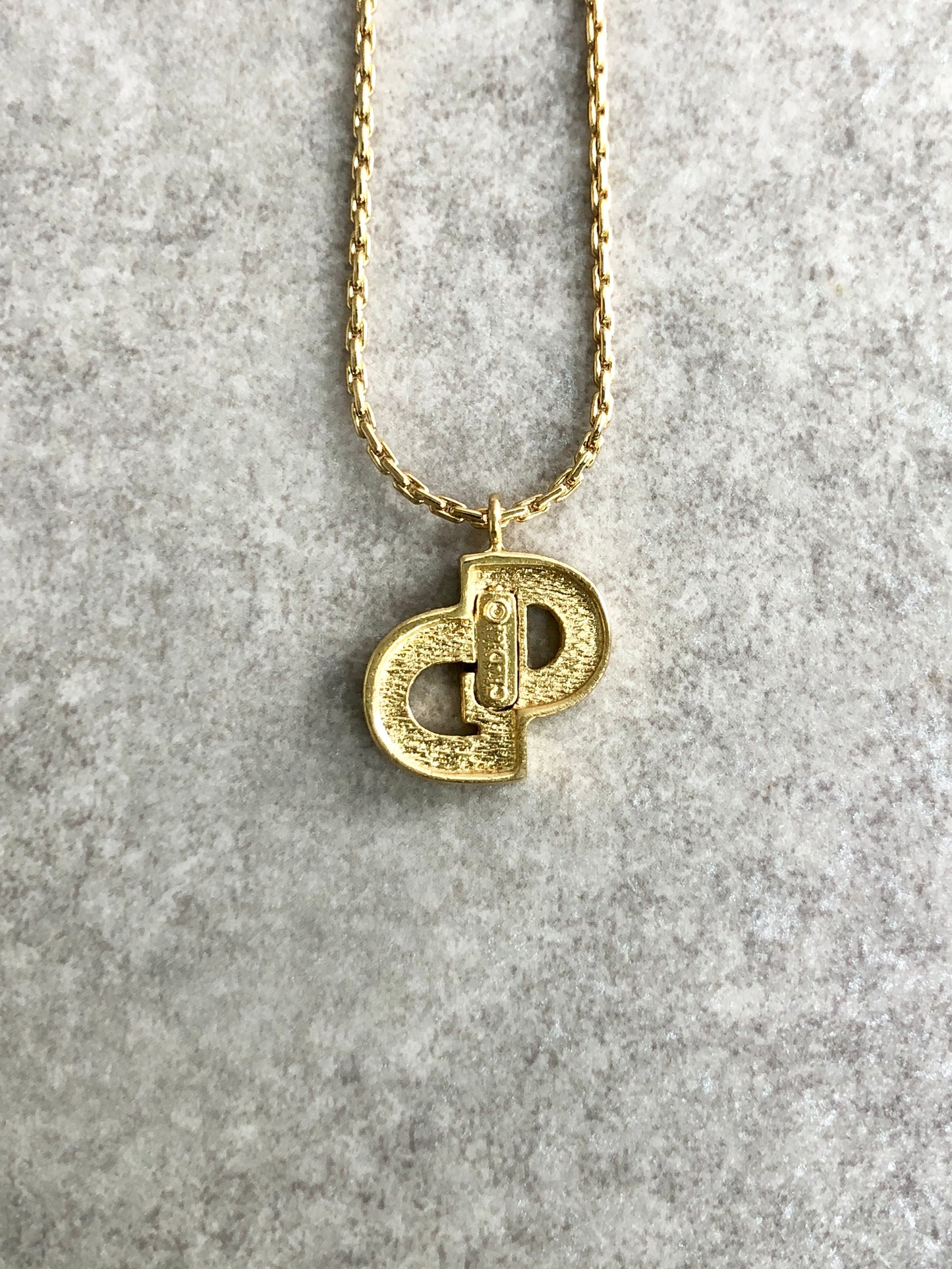 Christian Dior CD 標誌項鍊金色復古 gydv2d