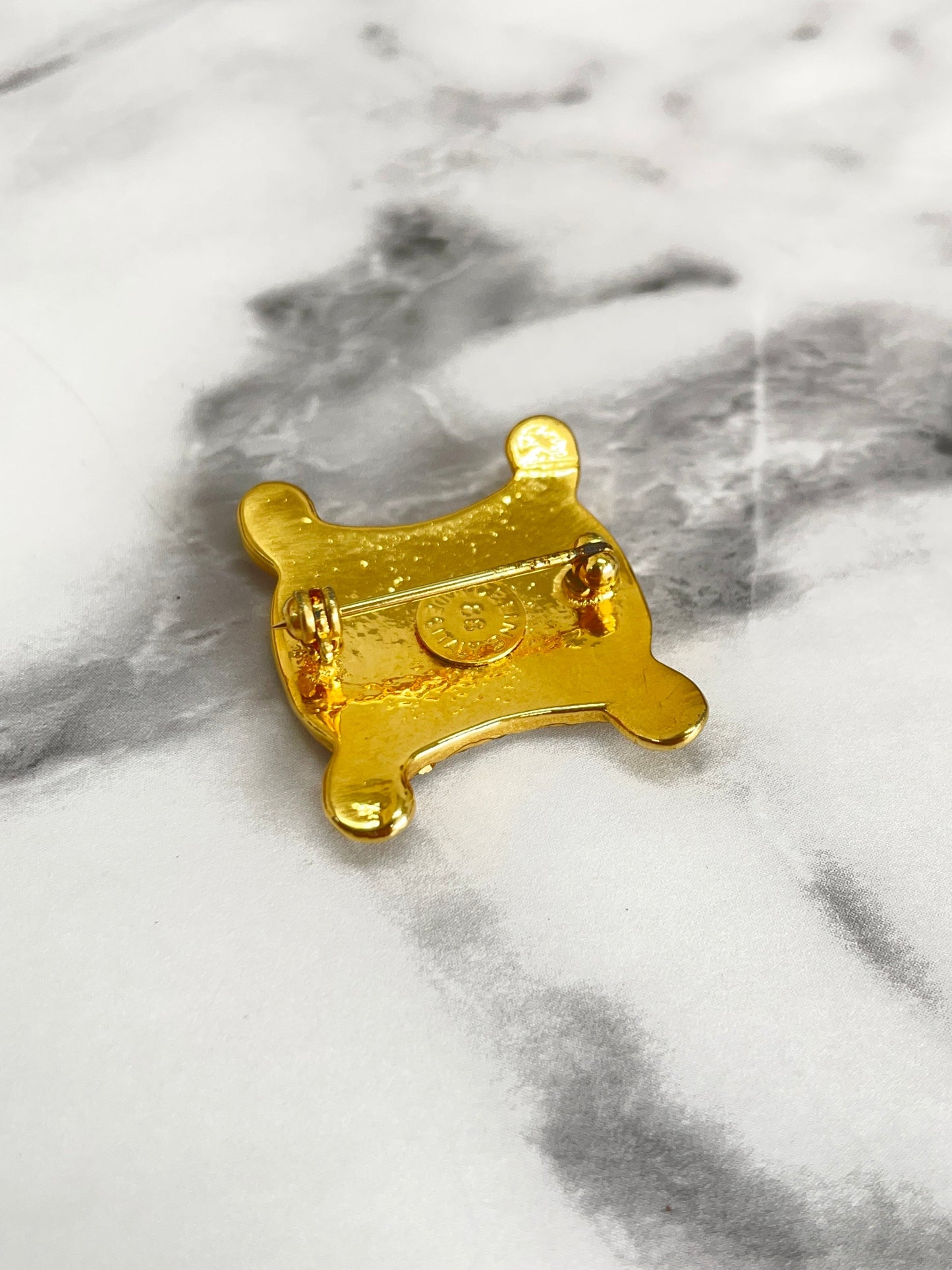 CELINE Triomphe Brooch Gold Vintage Old Celine bj32y2