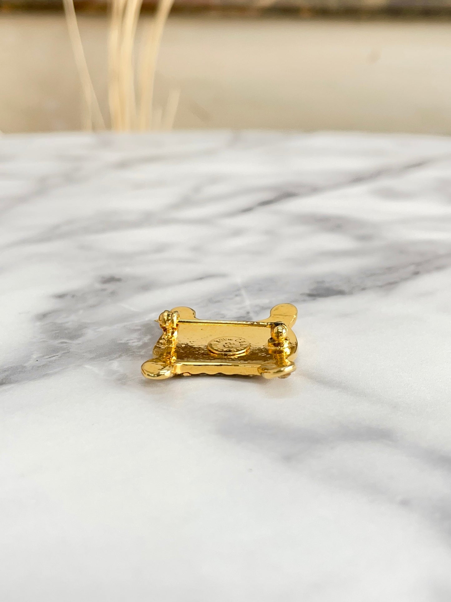 CELINE Triomphe Brooch Gold Vintage Old Celine bj32y2