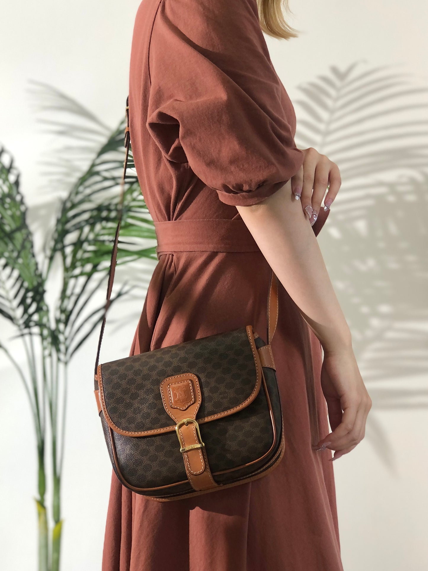 CELINE Macadam Blason Buckle Crossbody Shoulder bag Brown Vintage yge8nd