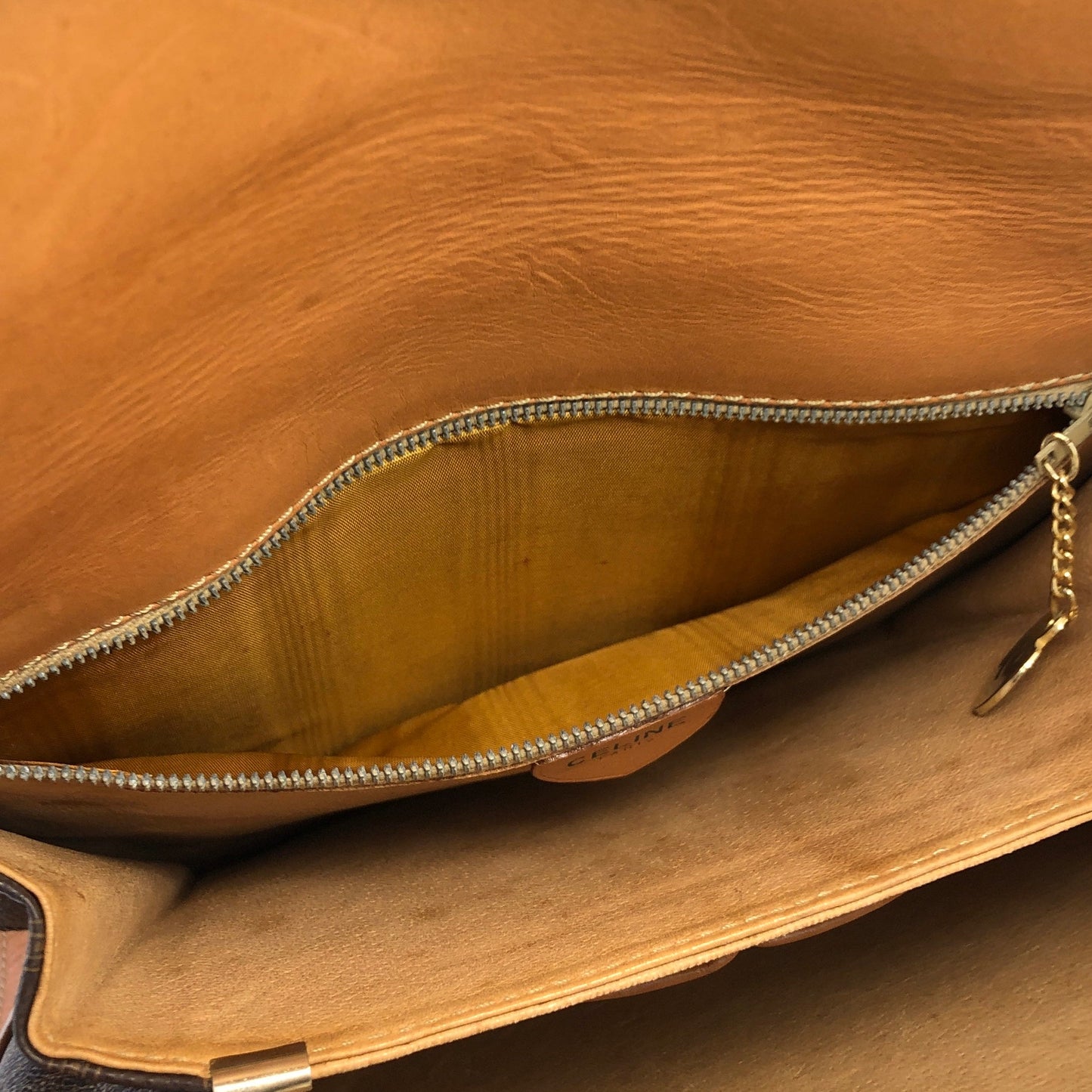CELINE Macadam Horse carriage Leather crossbody Shoulder bag Brown Vintage Old Celine 6pg6byー