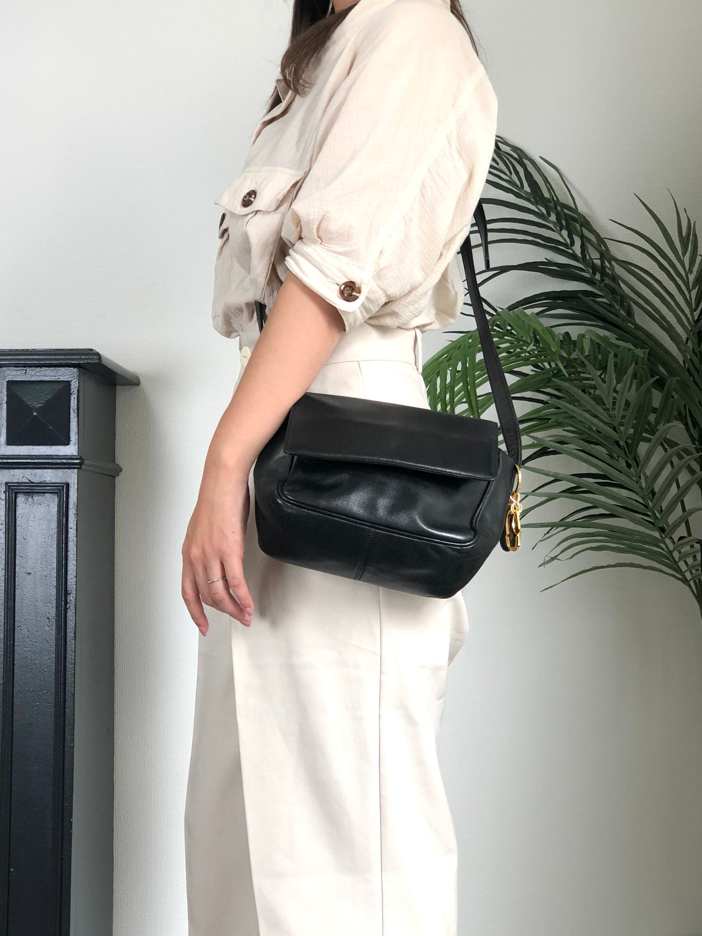 Christian Dior Logo Charm Shoulder bag Black Vintage ssswaj