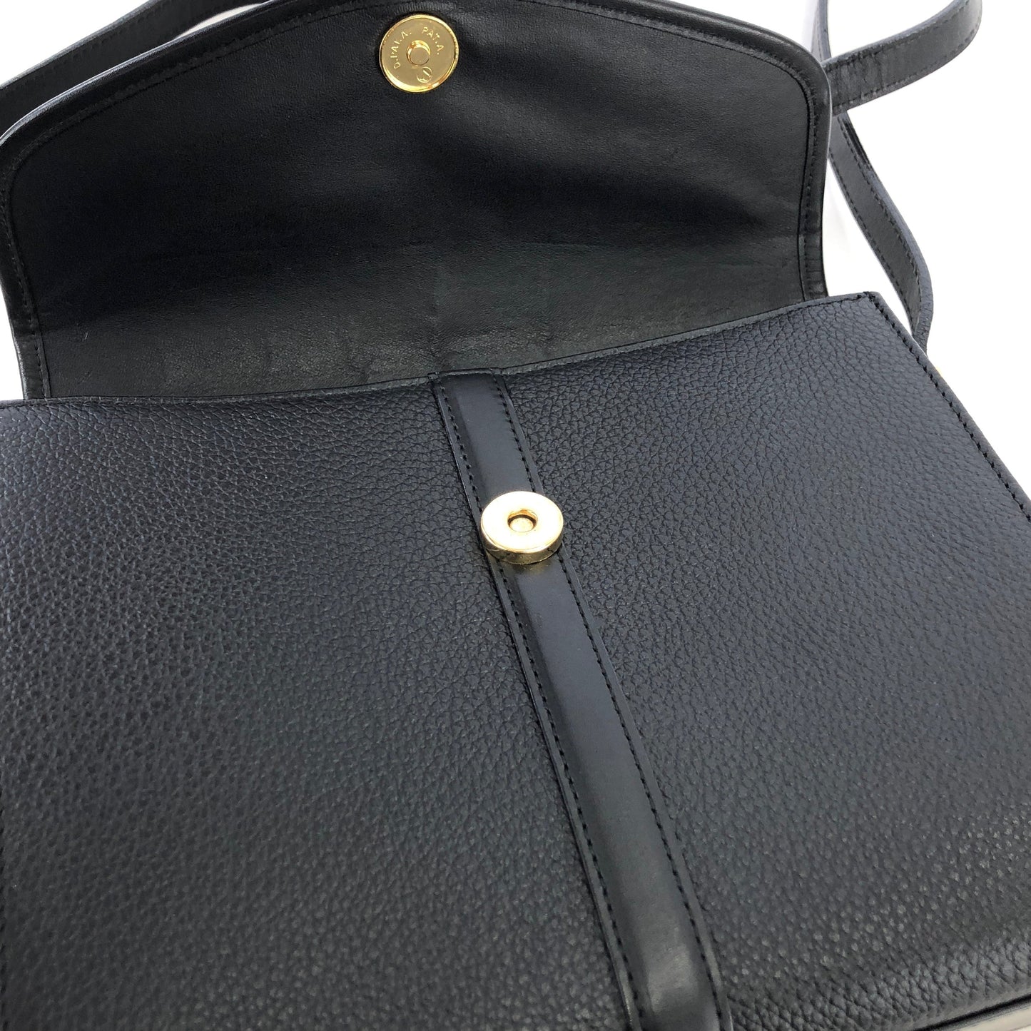 Burberrys Logo Crossbody Shoulder bag Black Vintage Old 5bhf2i