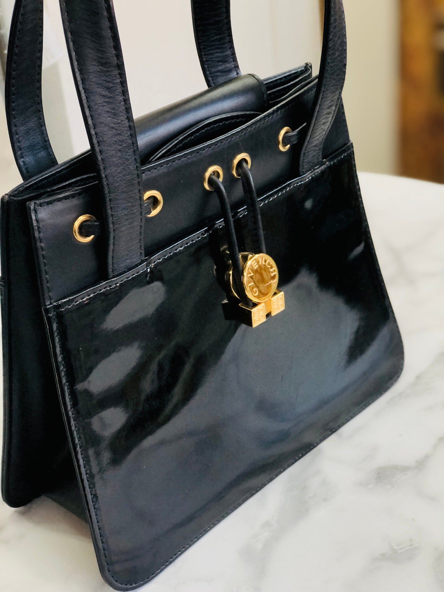 GIVENCHY Logo Patent leather Handbag Black Vintage Old 3458w4