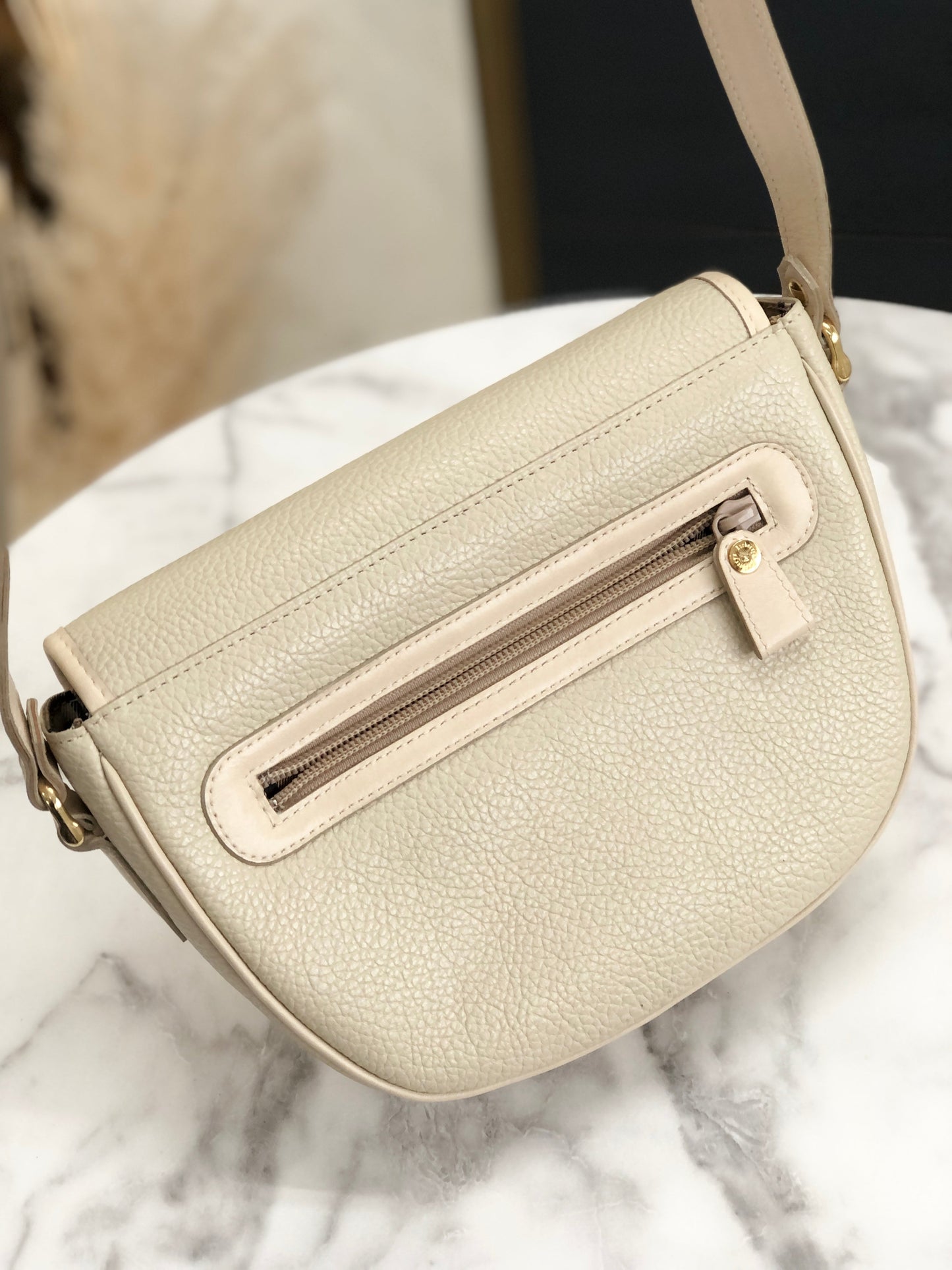 Burberrys logo embossed leather classic check off white Vintage Old 263gt2