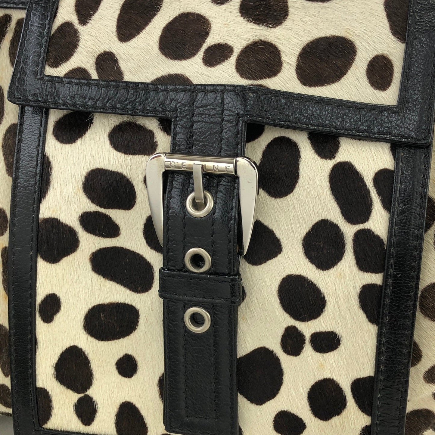 CELINE 斑點狗圖案未出生小牛皮扣環手提包白色黑色舊款 CELINE Vintage e5d32i
