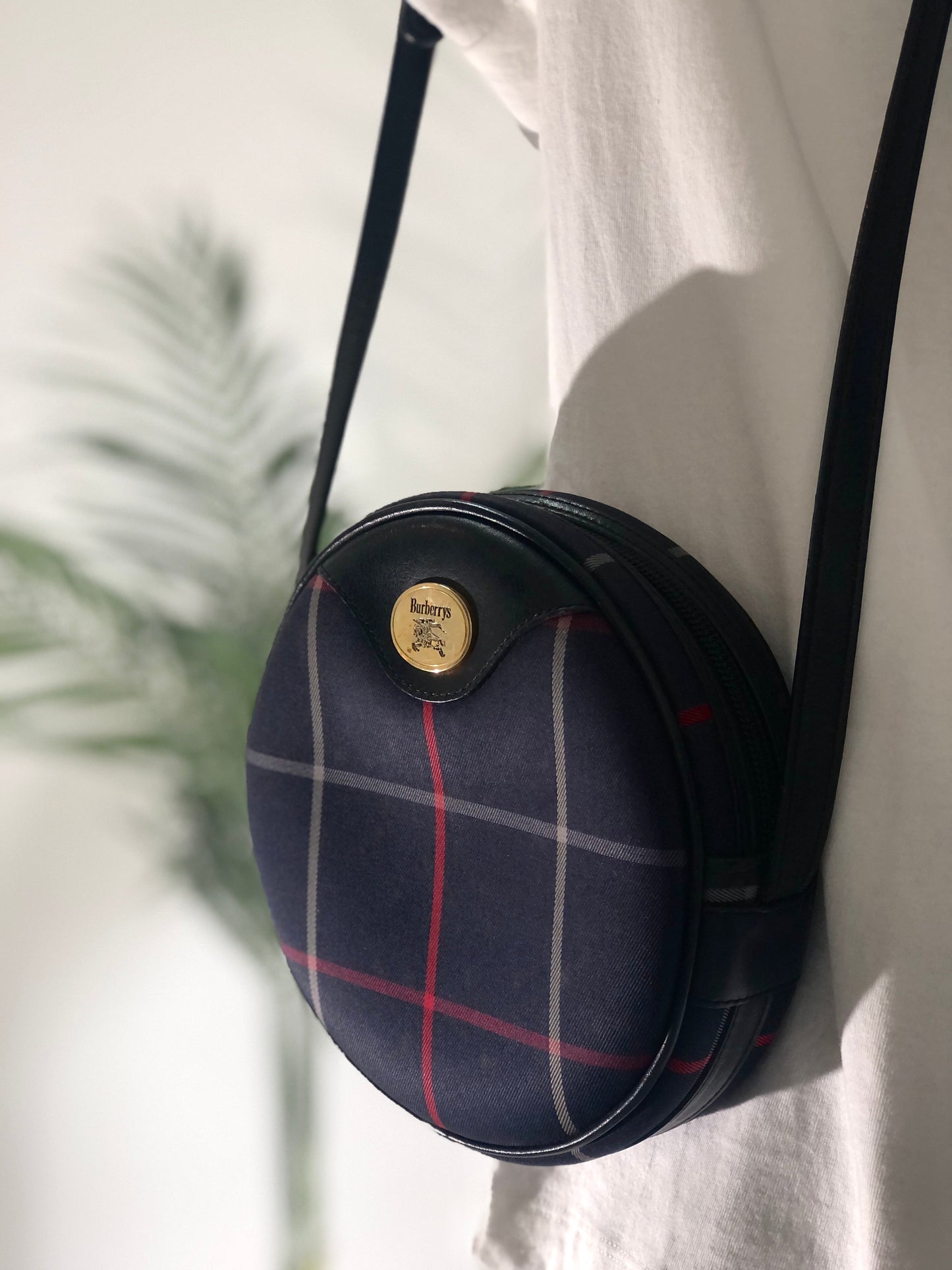 Burberrys Windowpane Check Pattern Round Small Shoulder bag Navy Vintage Old h4xh3h
