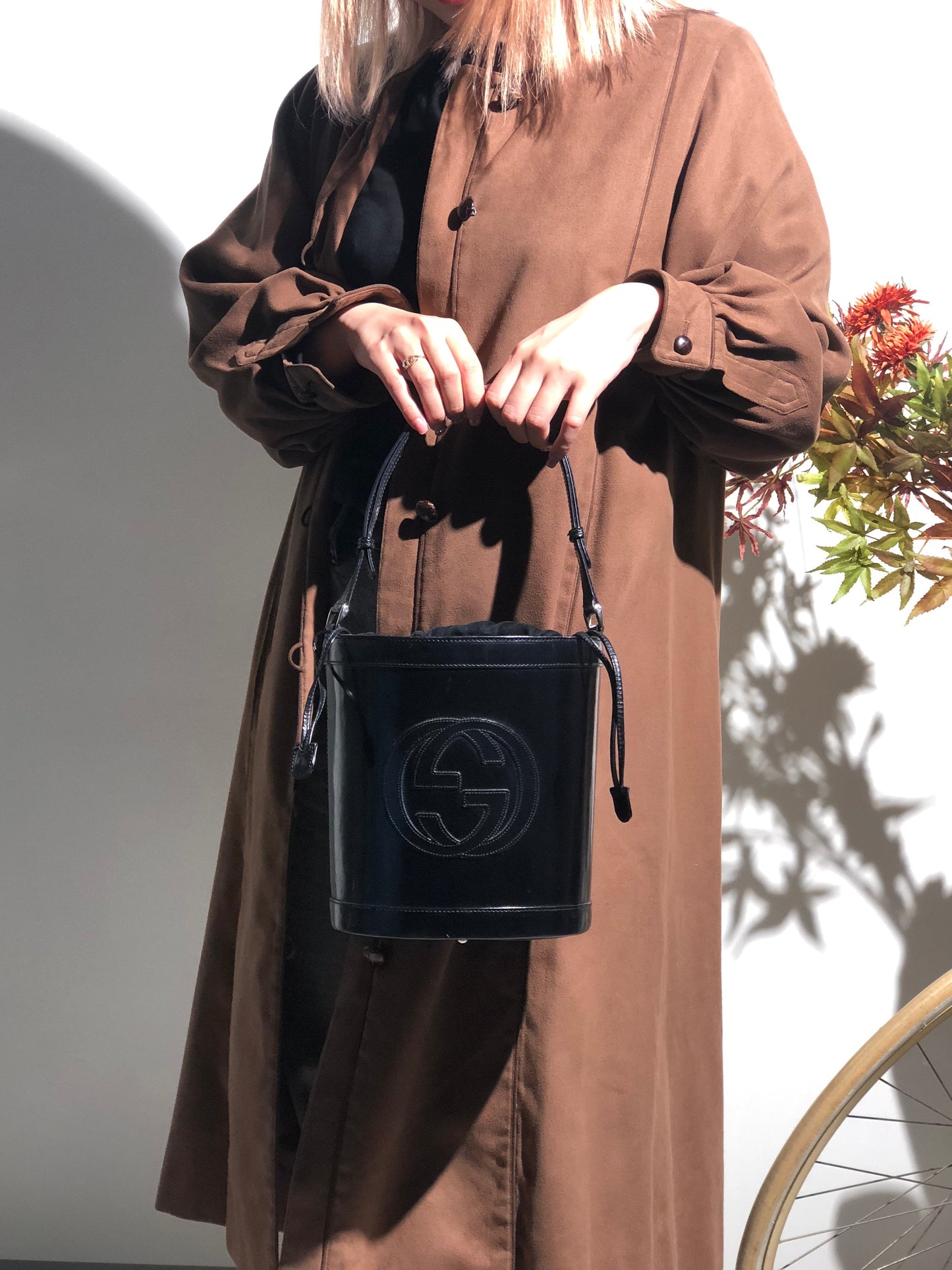 GUCCI Logo emboss Drawstring Bucket Leather Shoulderbag Black OldGUCCI Vintage baa8i6