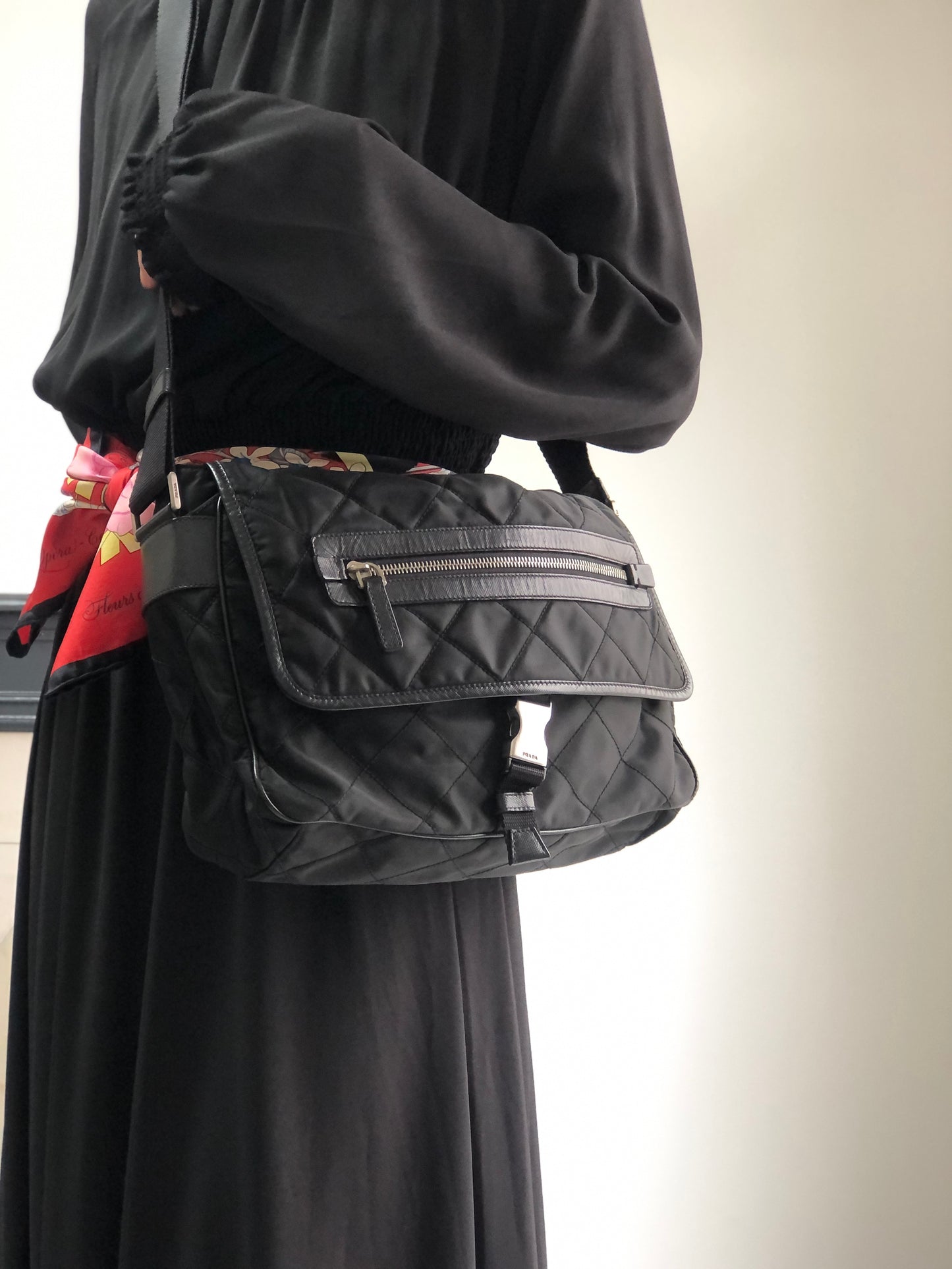 PRADA Tessuto Triangle Logo Shoulder bag Black Vintage g5c3is