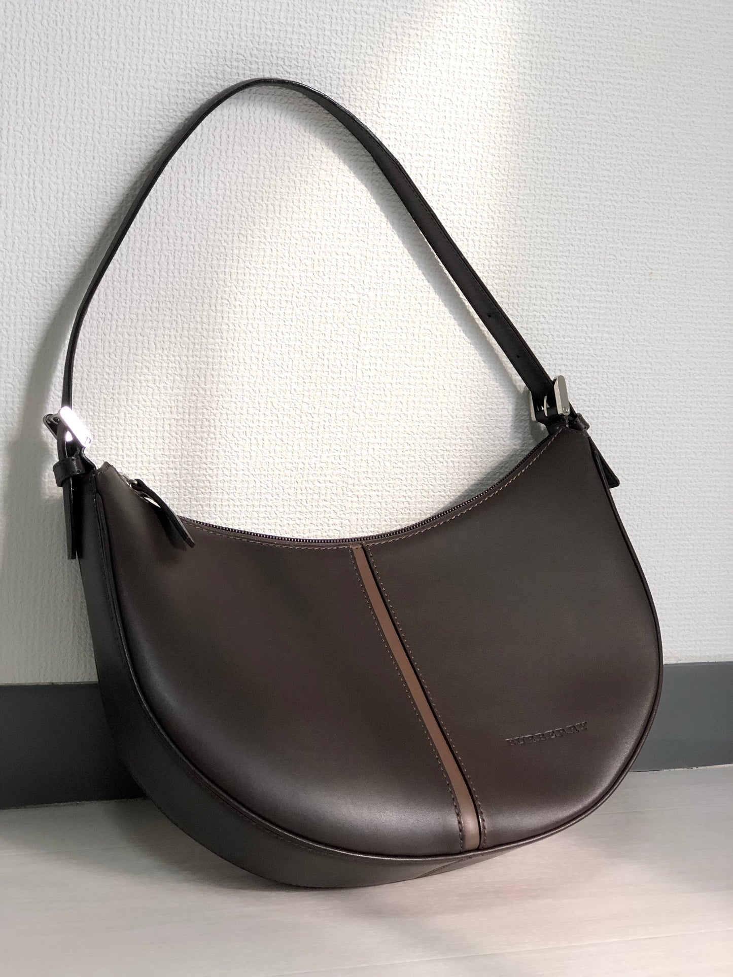 Burberrys Leather Hobo bag Shoulder bag Brown Vintage Old kuvk5s