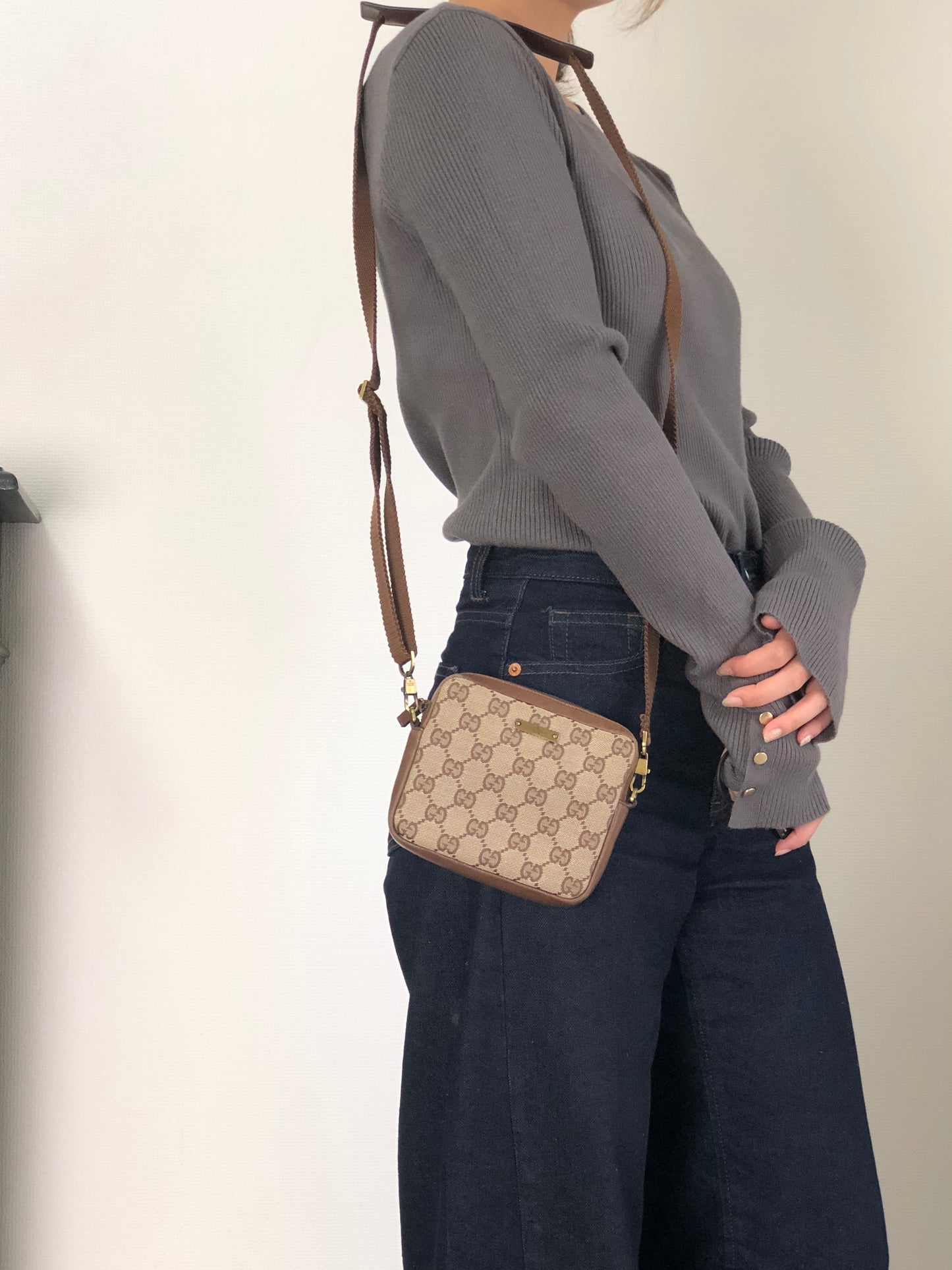 GUCCI GG Canvas Shoulder bag Brown Vintage 2hrrun