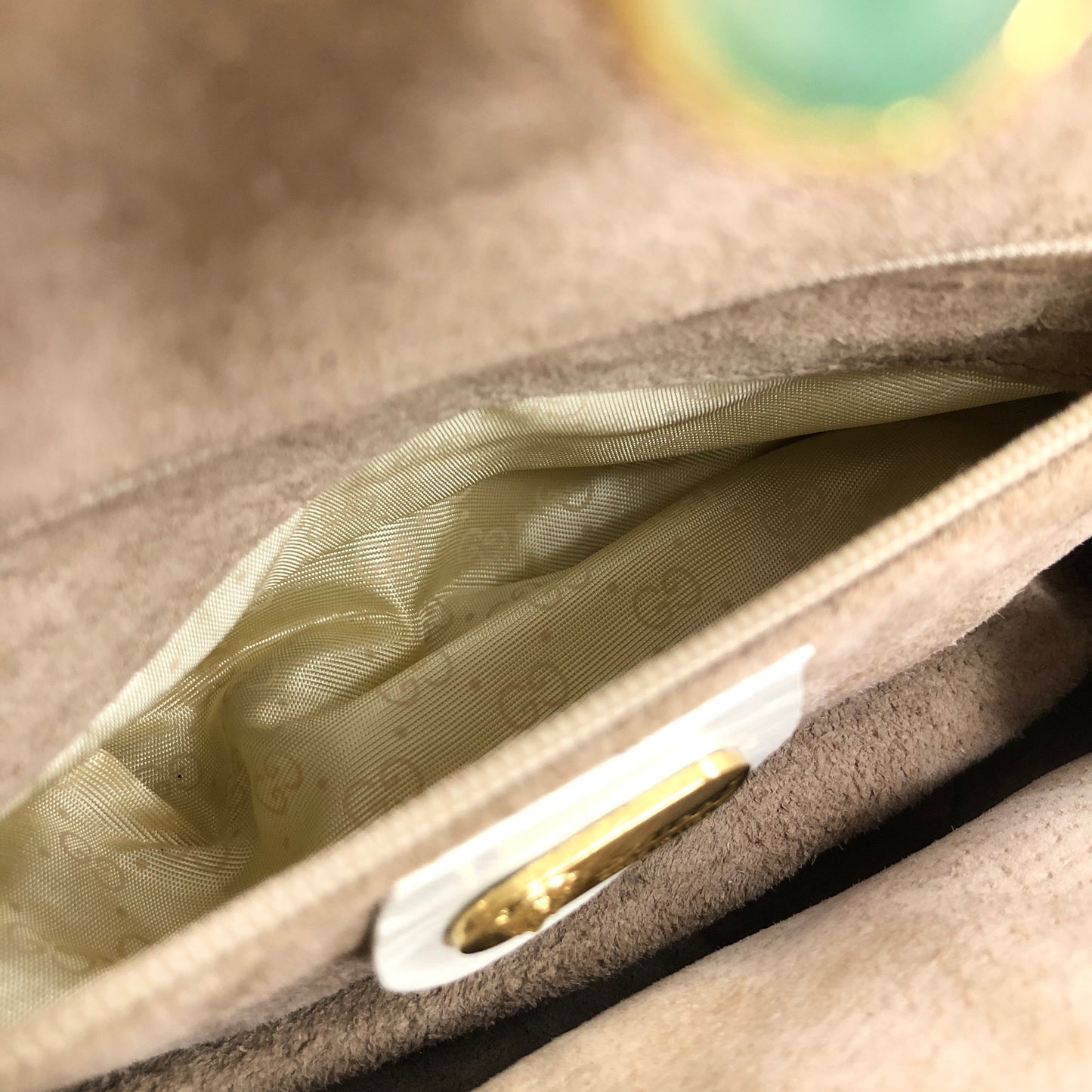 GUCCI Lizard Clasp White Shoulder Bag Vintage Old avni3e