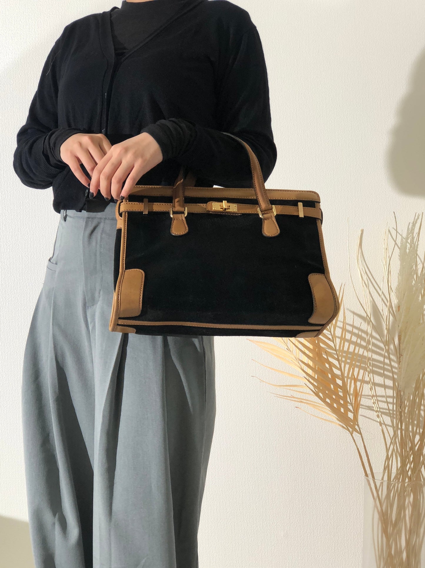 GUCCI Turn Lock Suede Birkin Type Handbag Black Vintage Old cytniv