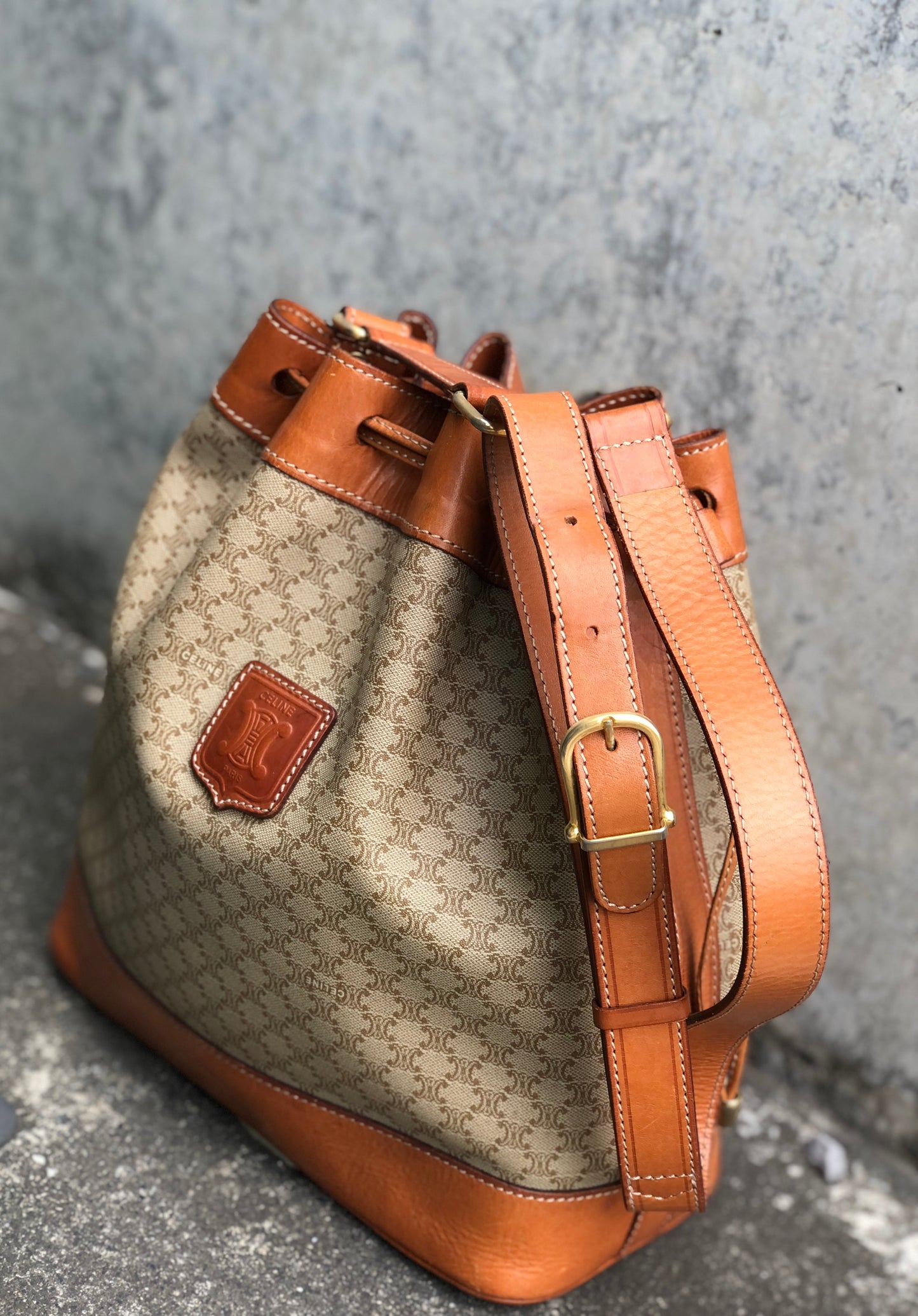 CELINE Macadam Blason Drawstring Shoulder bag Beige Vintage Old Celine zn4s43