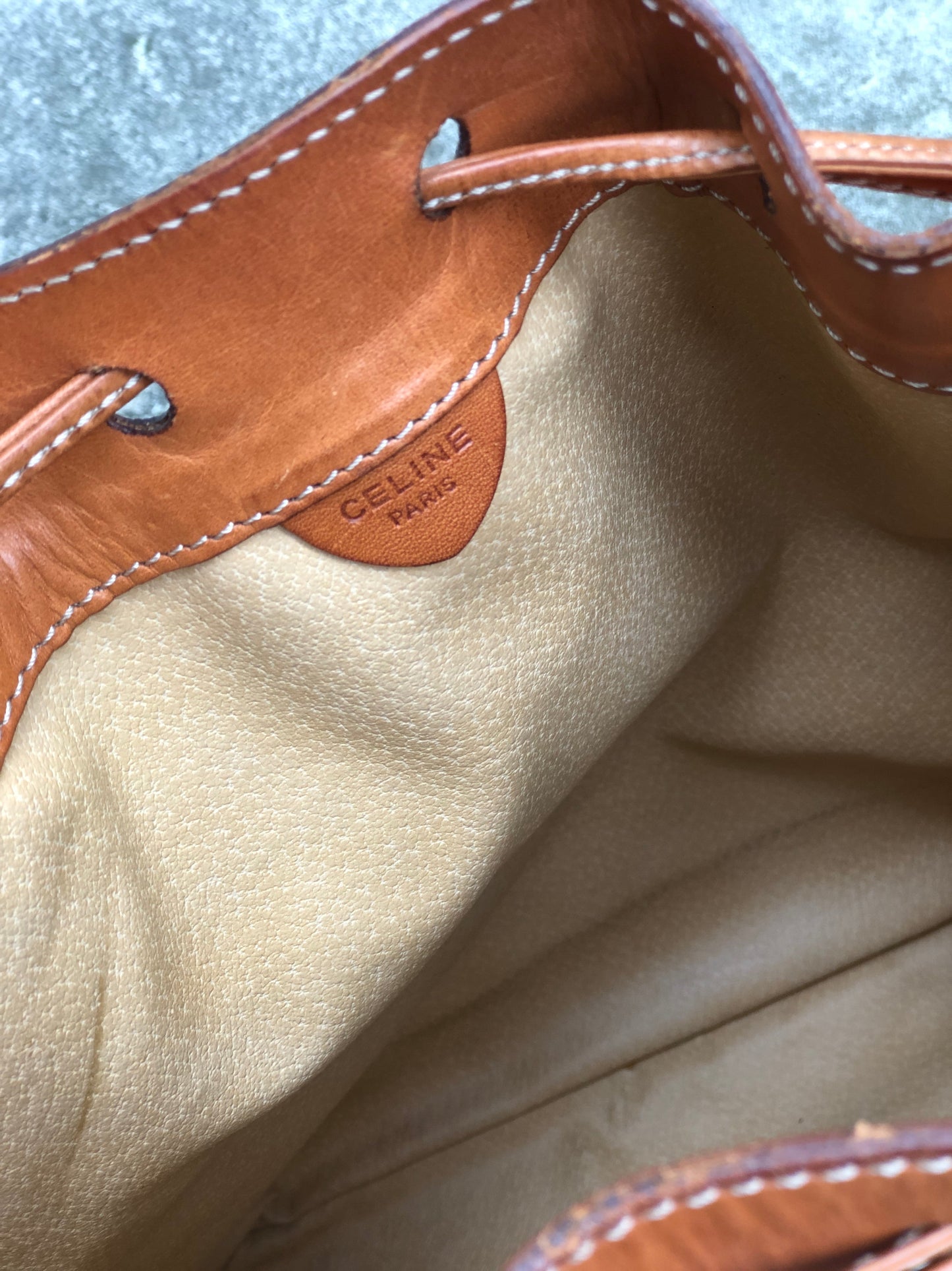 CELINE Macadam Blason Drawstring Shoulder bag Beige Vintage Old Celine zn4s43