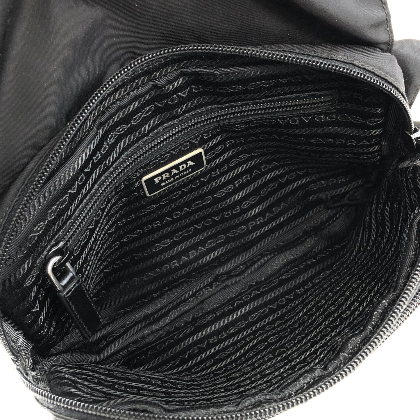 PRADA Triangle Logo Front Buckle Shoulder bag Black Vintage t6pn2f