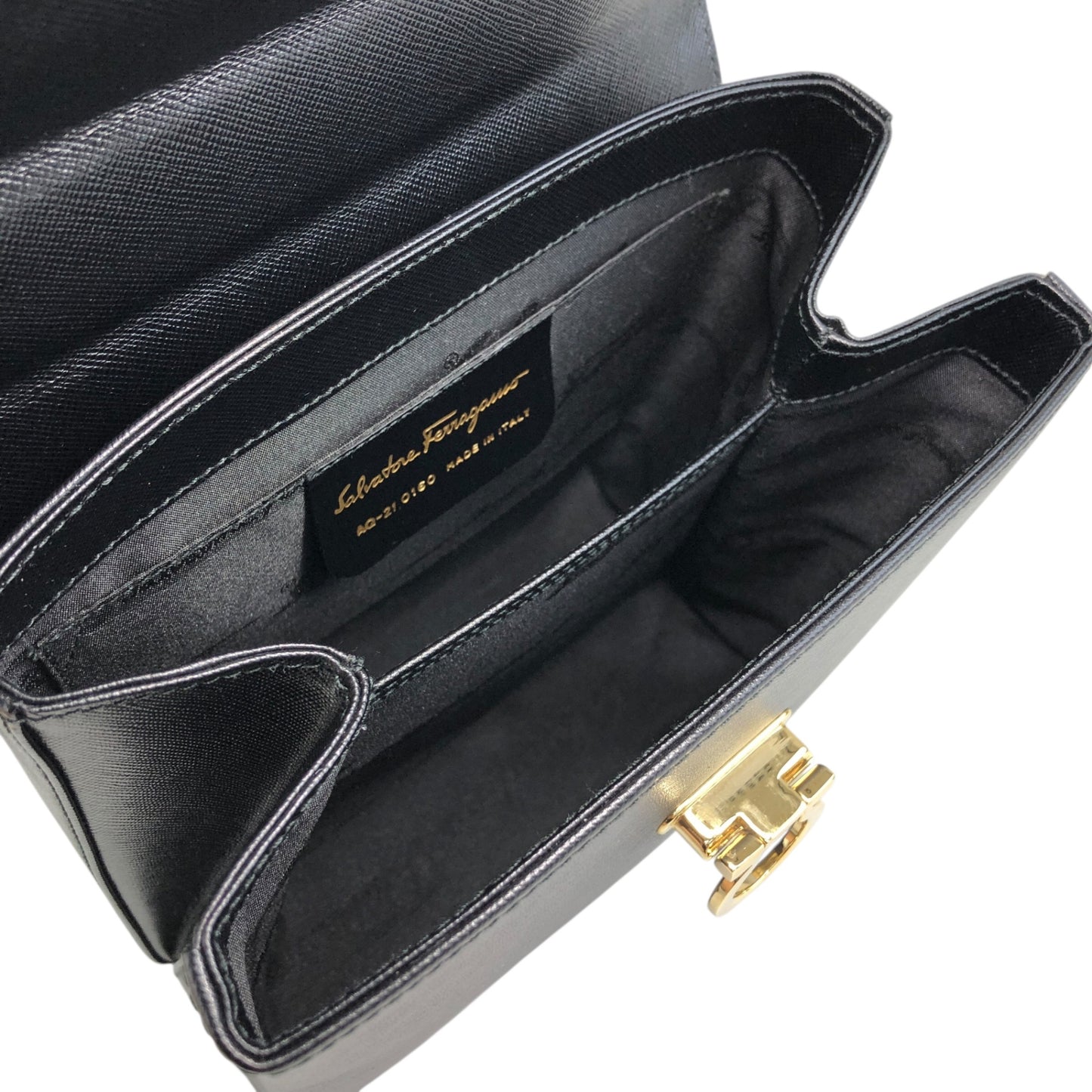 Salvatore Ferragamo Gancini Two-way Handbag Shoulder bag Black Vintage zaxbv3