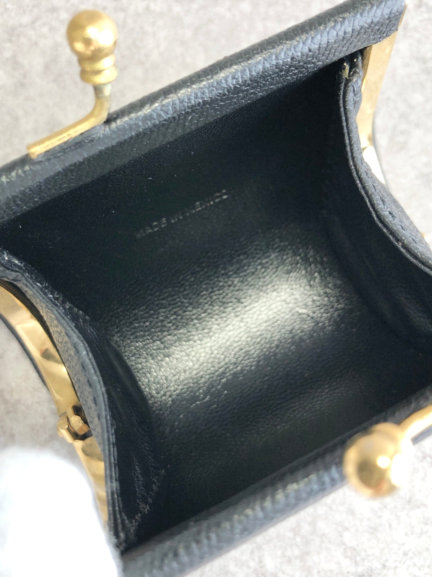 Yves Saint Laurent YSL 標誌金屬扣零錢包黑復古 hvc8nr