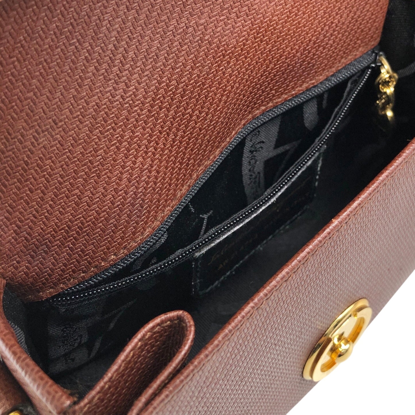 Salvatore Ferragamo Lock Shoulder bag Bordeaux Vintage 6kbanu
