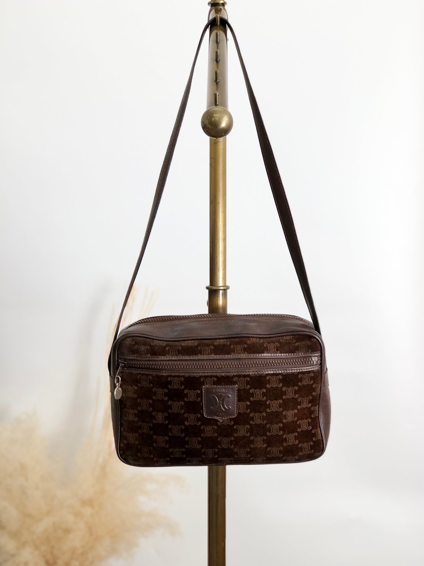 CELINE Blason Shoulder bag Brown Vintage sckbvj