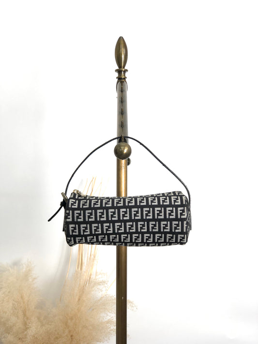 FENDI Zucchino Handbag Pouch Black Vintage zrasnu