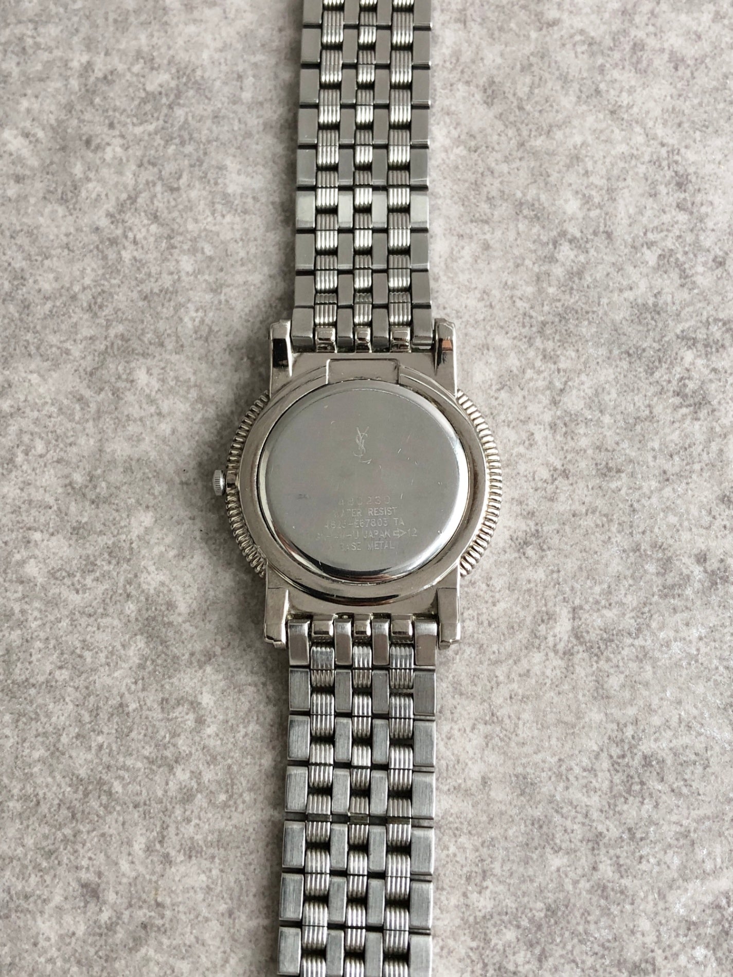 Yves Saint Laurent Quartz Watch Silver 4625-E67803 Vintage 7kg3d6