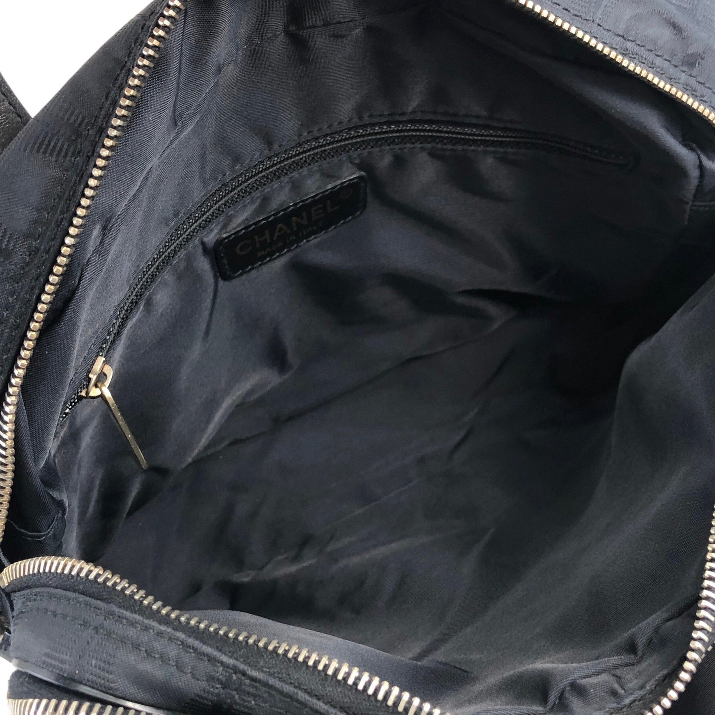 CHANEL 新款旅行尼龍皮革肩背包黑色復古 azvcim