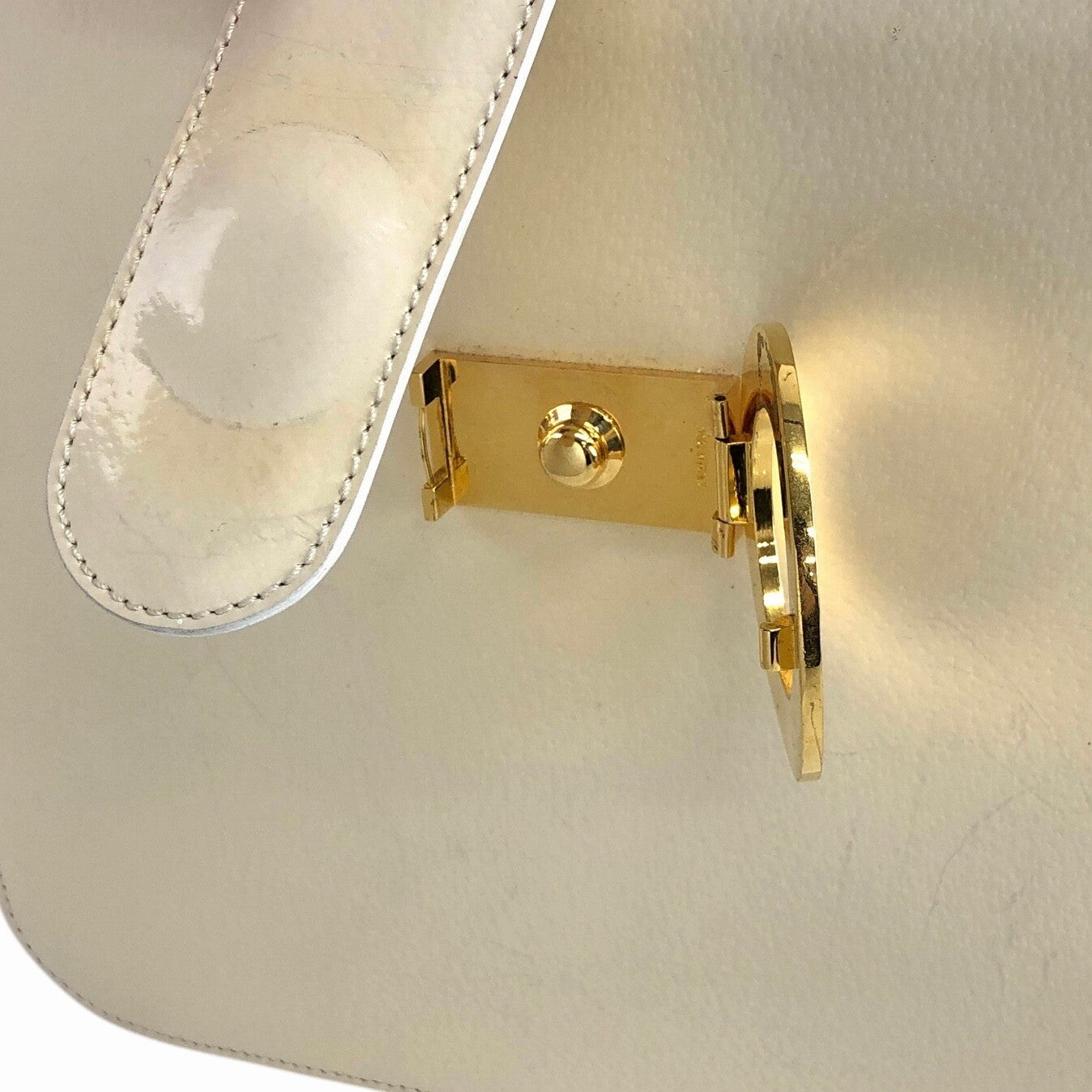 CELINE Circle Logo Shoulder bag White Vintage vxg2uf