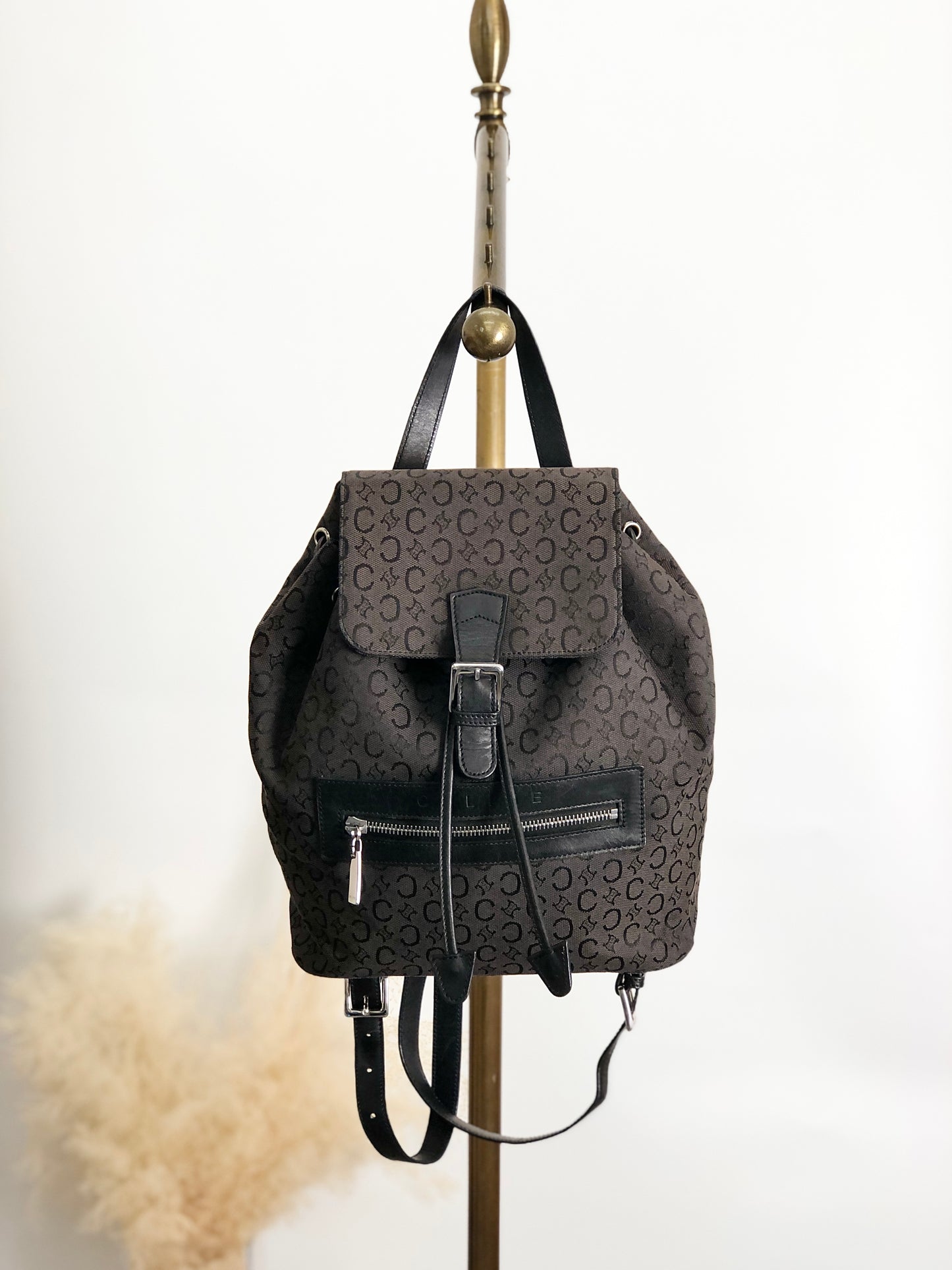 CELINE Front Buckl Backpack Black Vintage u4kmmj