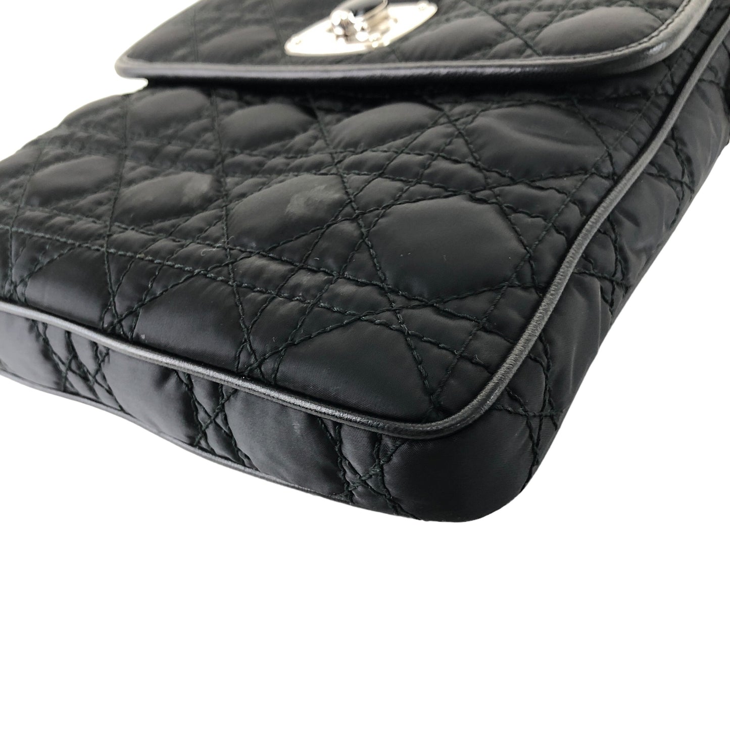Christian Dior Cannage Logo Charm Turn Lock 單肩包 黑色 復古 swmt7e