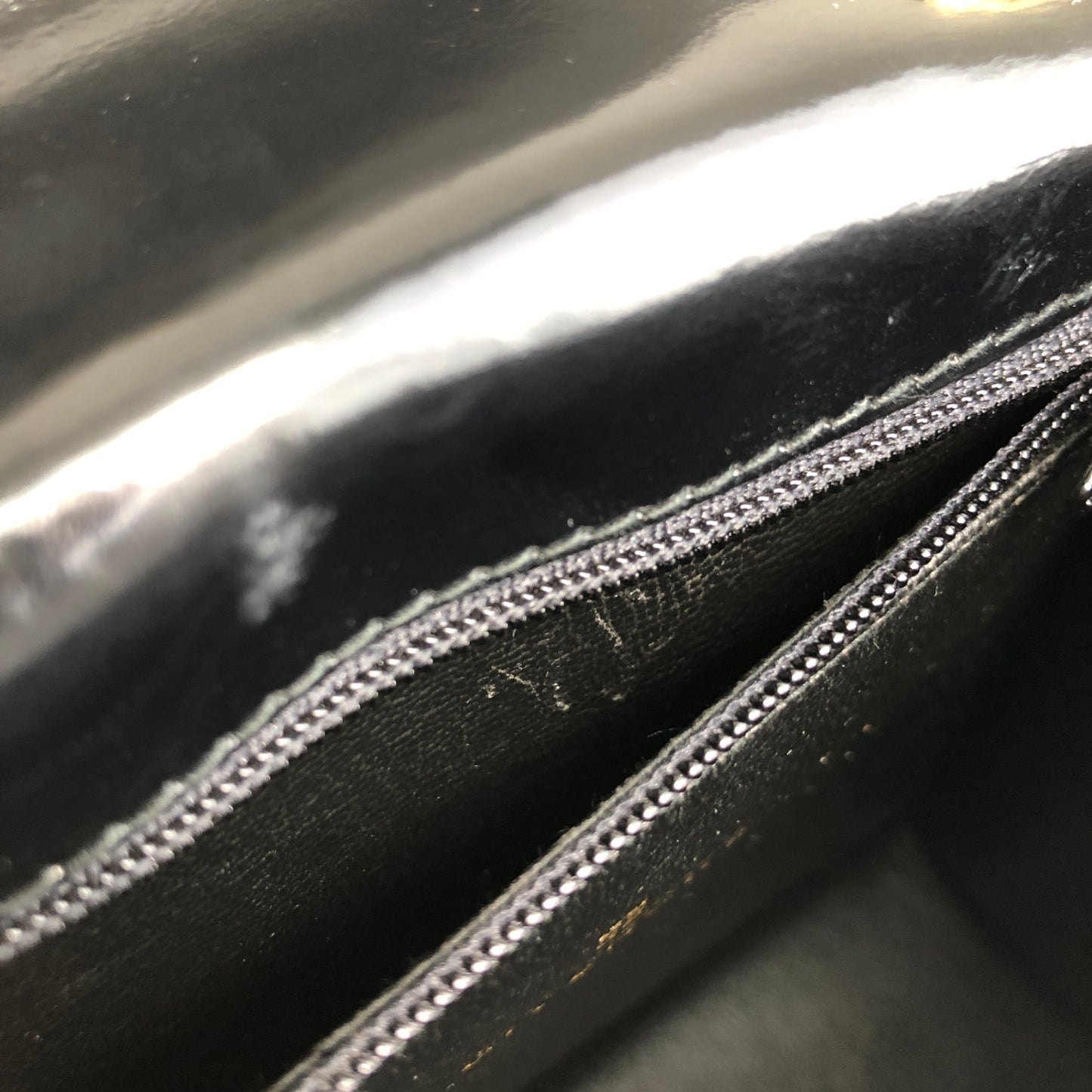 GIVENCHY Logo Chain Shoulder bag Black Vintage b6v468