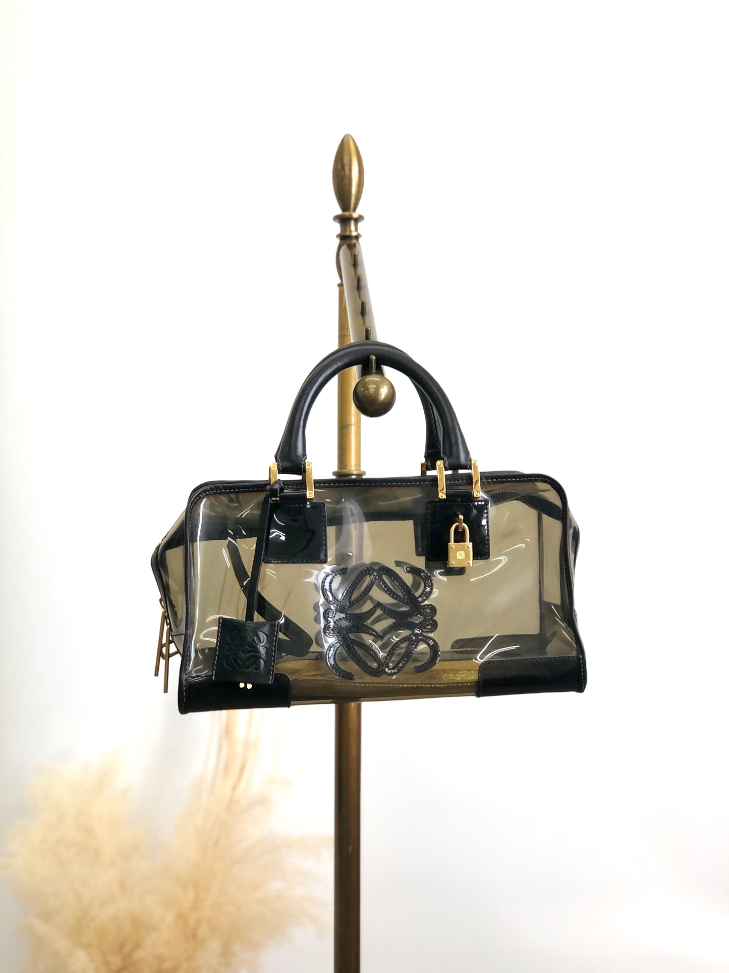 LOEWE Amazona Anagram 手提包波士頓包黑色復古 sek63g
