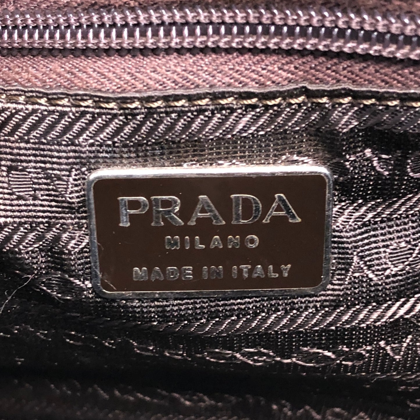 PRADA 三角形標誌金屬手柄手提包綠色復古 xdsyty