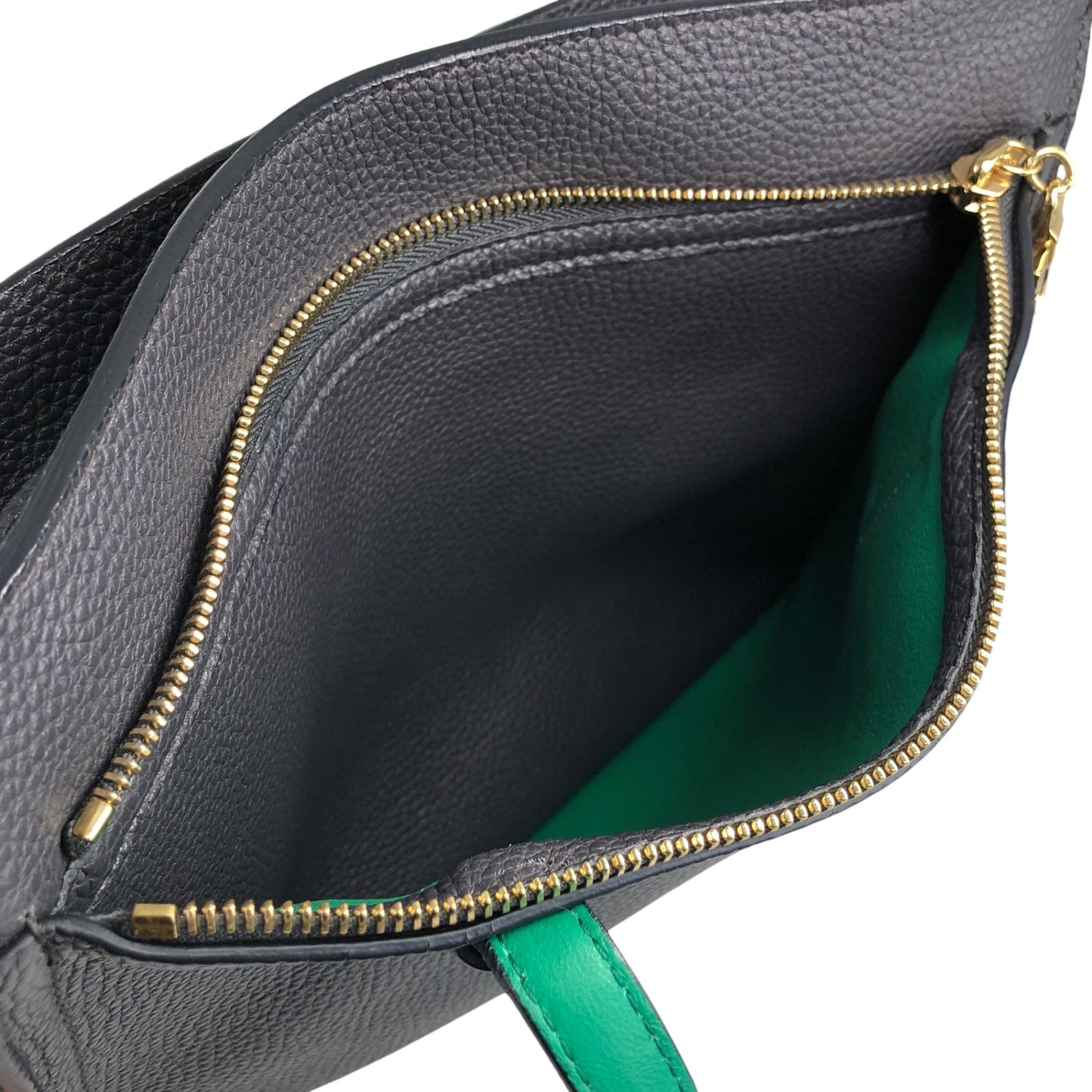 Salvatore Ferragamo Gancini Shoulder bag Gray Vintage 8i2f66