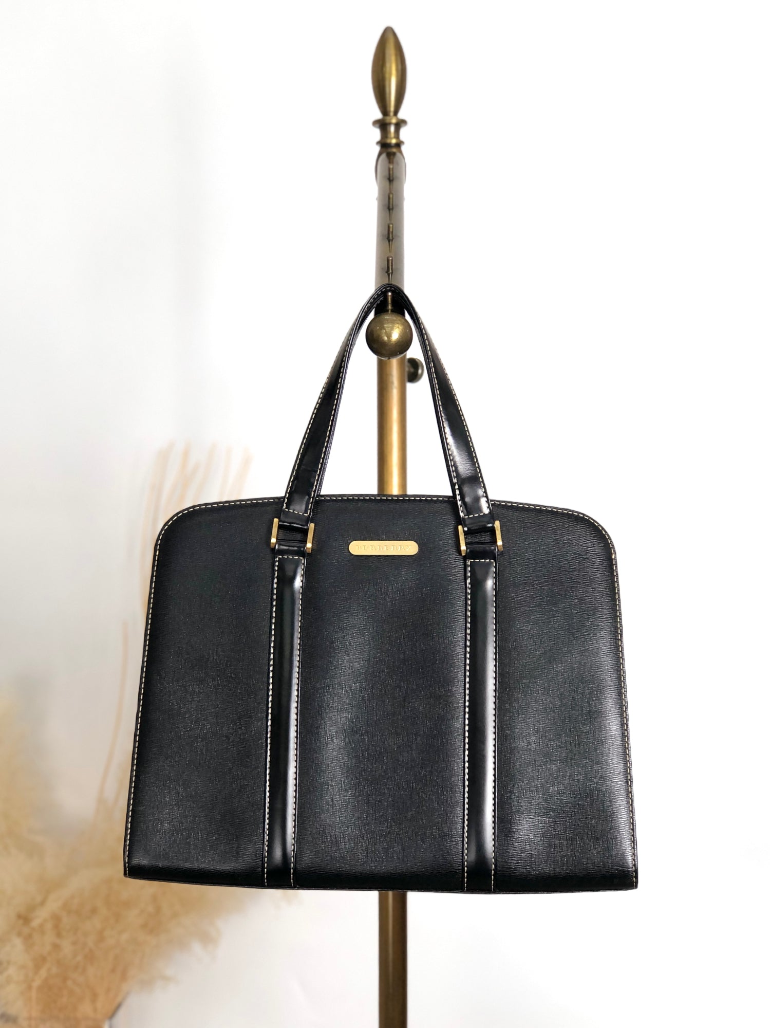 BURBERRY Logo Handbag Totebag Black Vintage 22n2xt – VintageShop solo