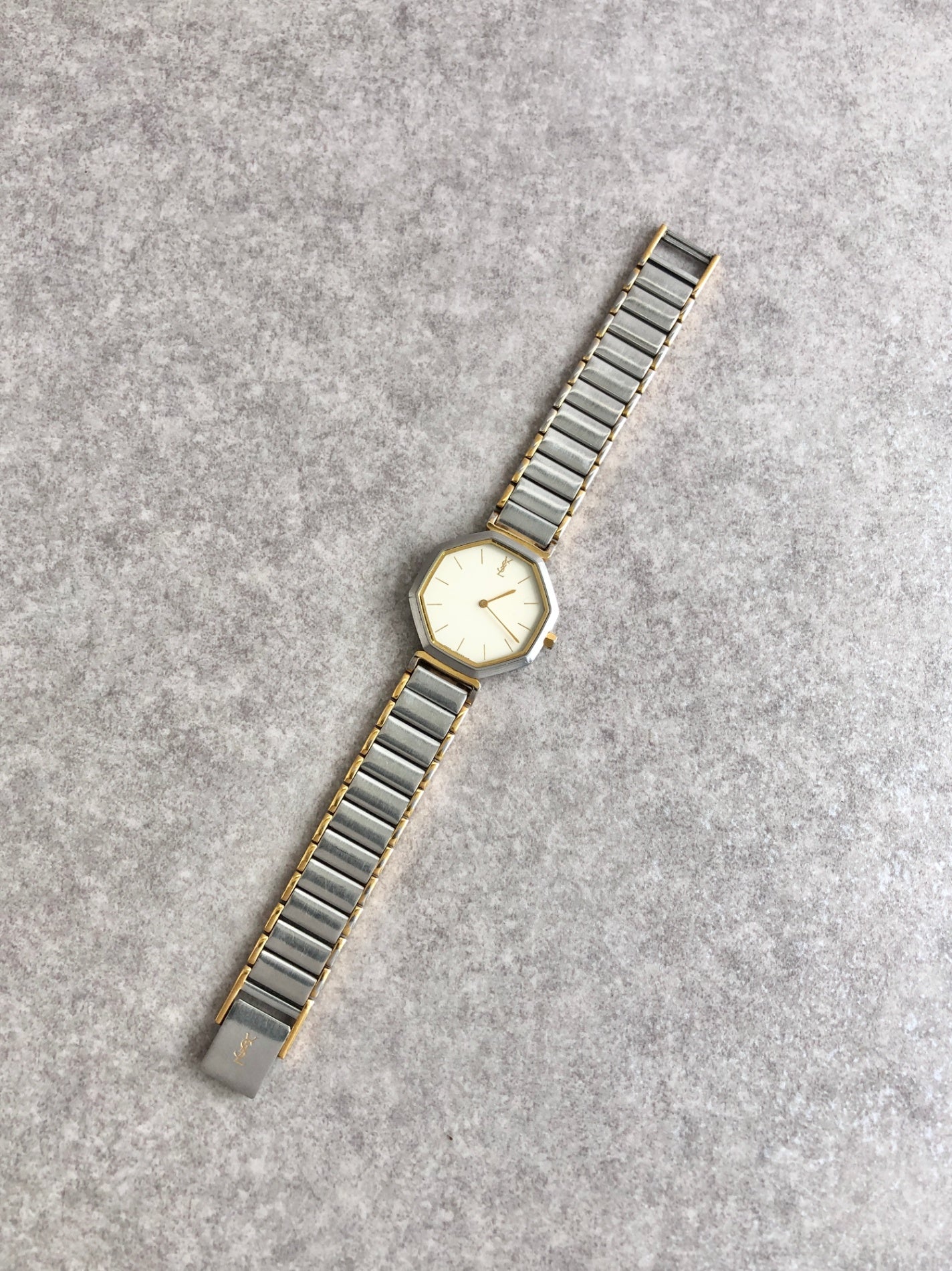 Yves Saint Laurent YSL Logo Quartz Watch Silver×Gold 1030081 Vintage rf4piy