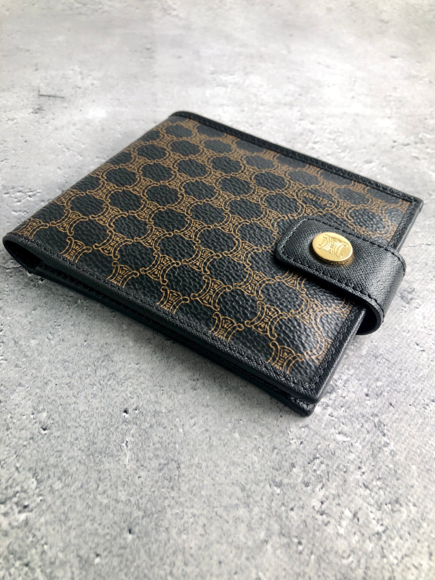 CELINE Macadam Blason 折疊皮夾 黑色復古 y827bx