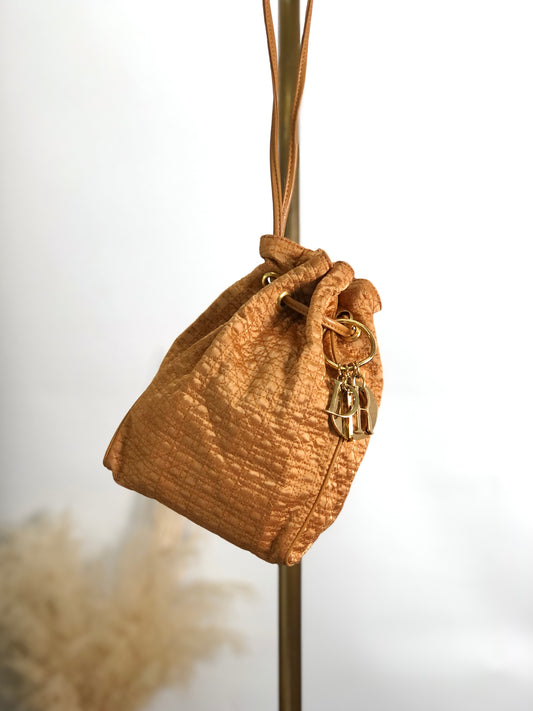 Christian Dior Cannage Logo Charm Drawstring Small Handbag Beige Vintage 8d6rbt