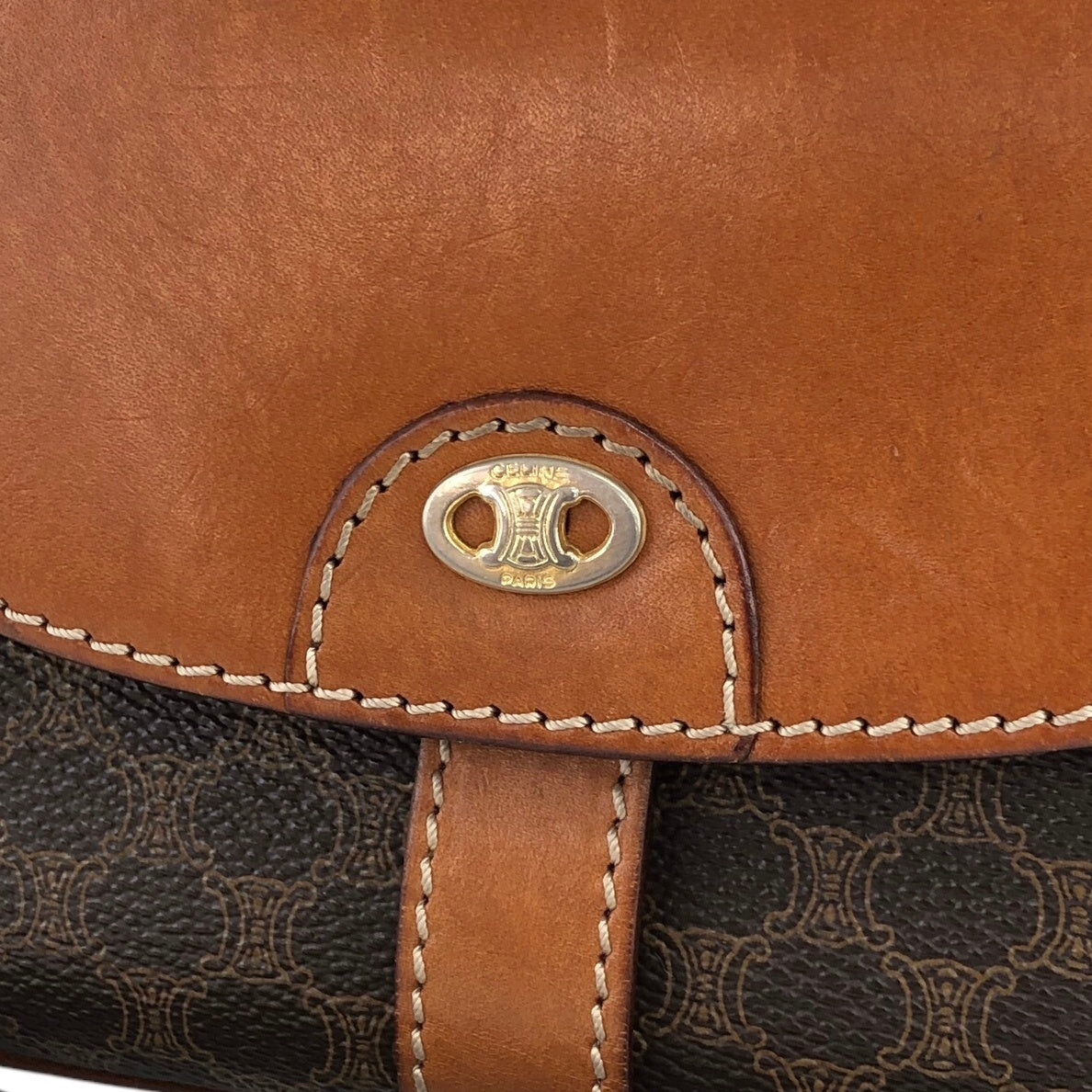 CELINE Macadam Blason Shoulder bag Brown Vintage nwujcb