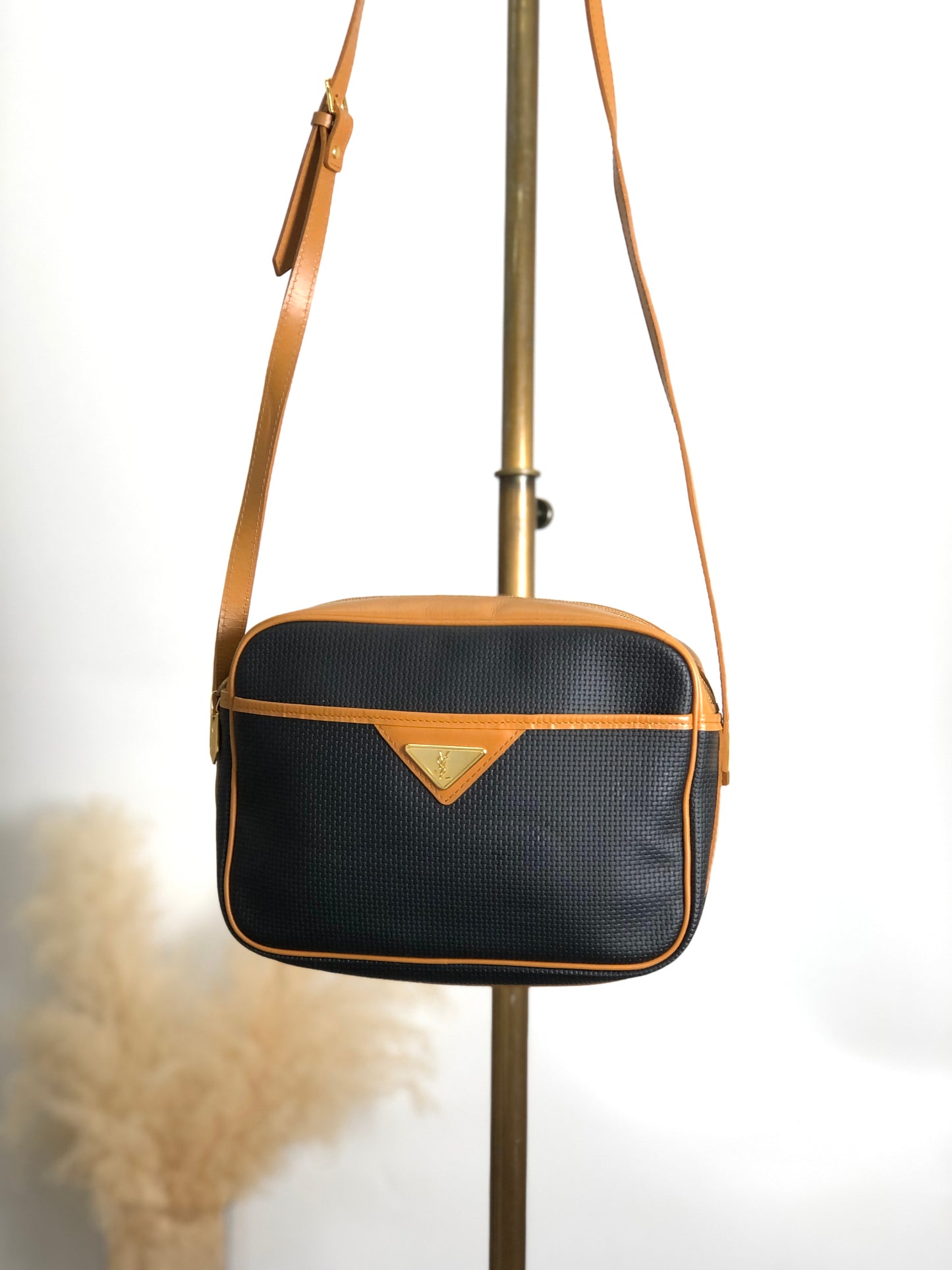 Yves Saint Laurent YSL Logo 單肩包 黑色×駝色 復古 yia45g